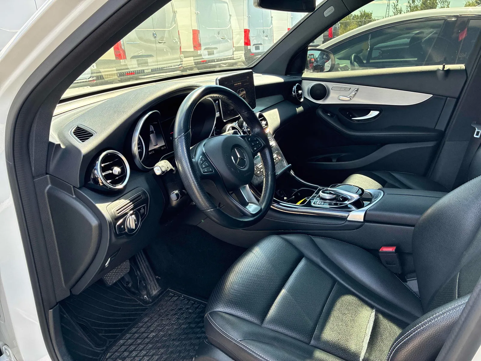 Interior driver side