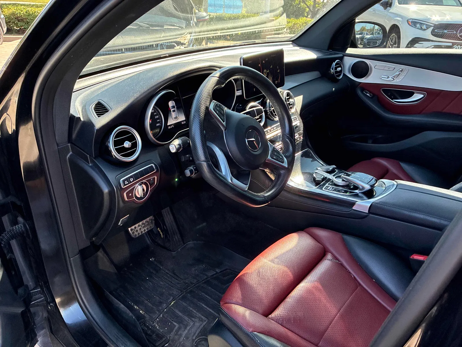 Interior driver side