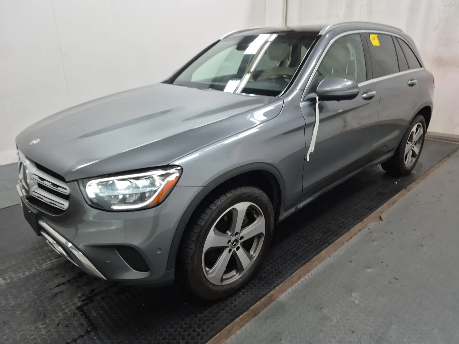 2022 Mercedes-Benz GLC
