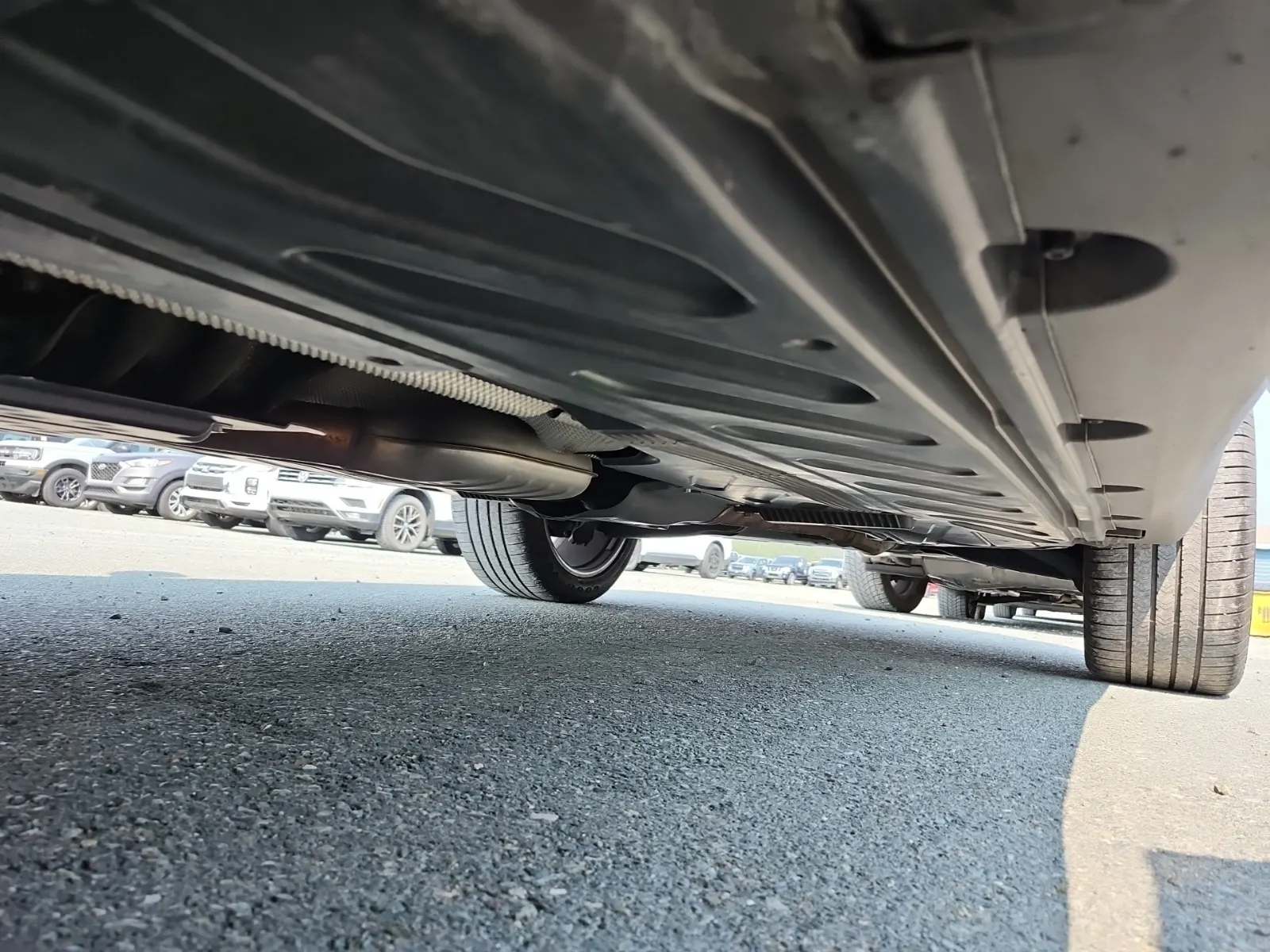 Undercarriage - Driver Photo