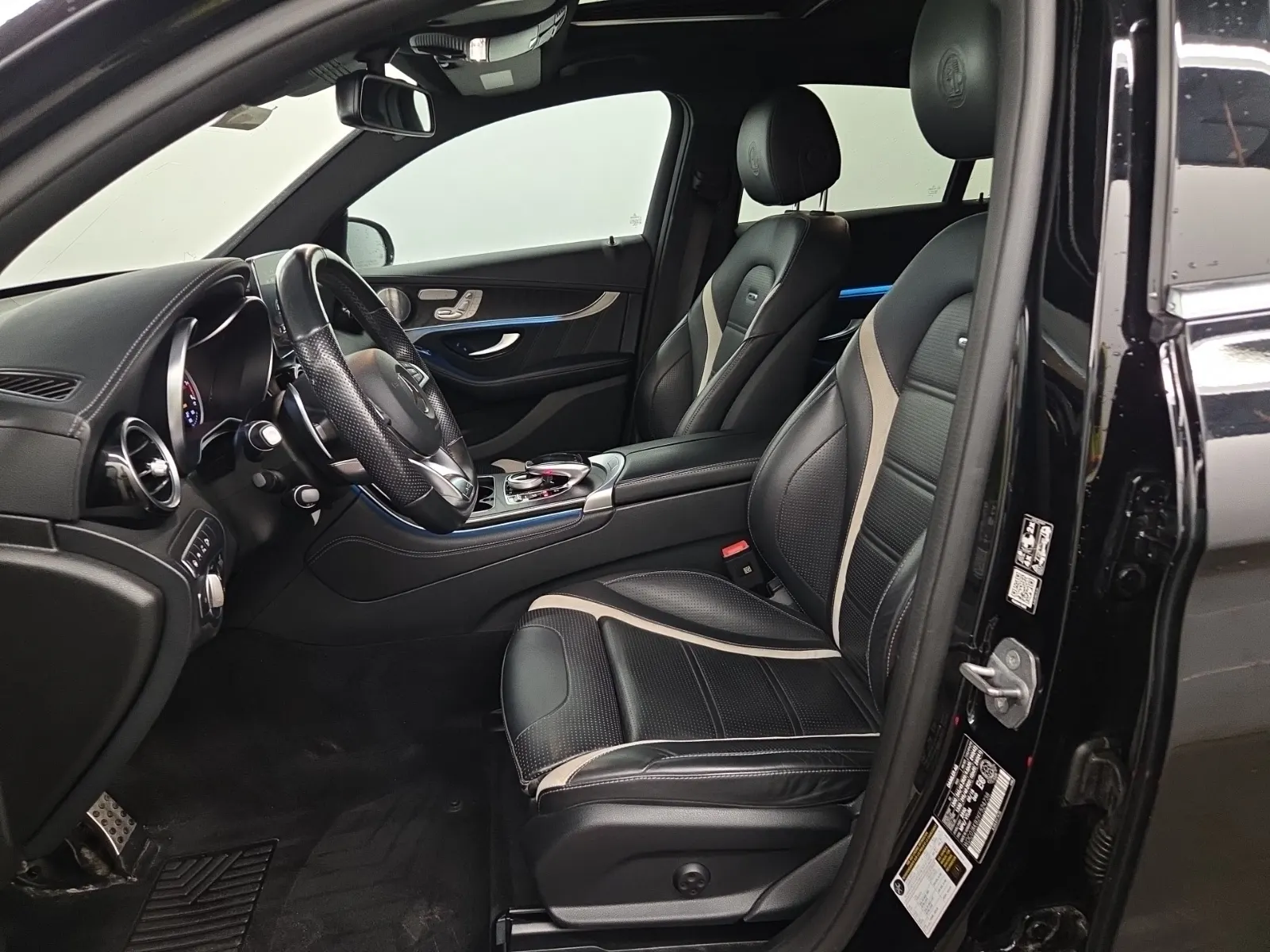 Interior driver side
