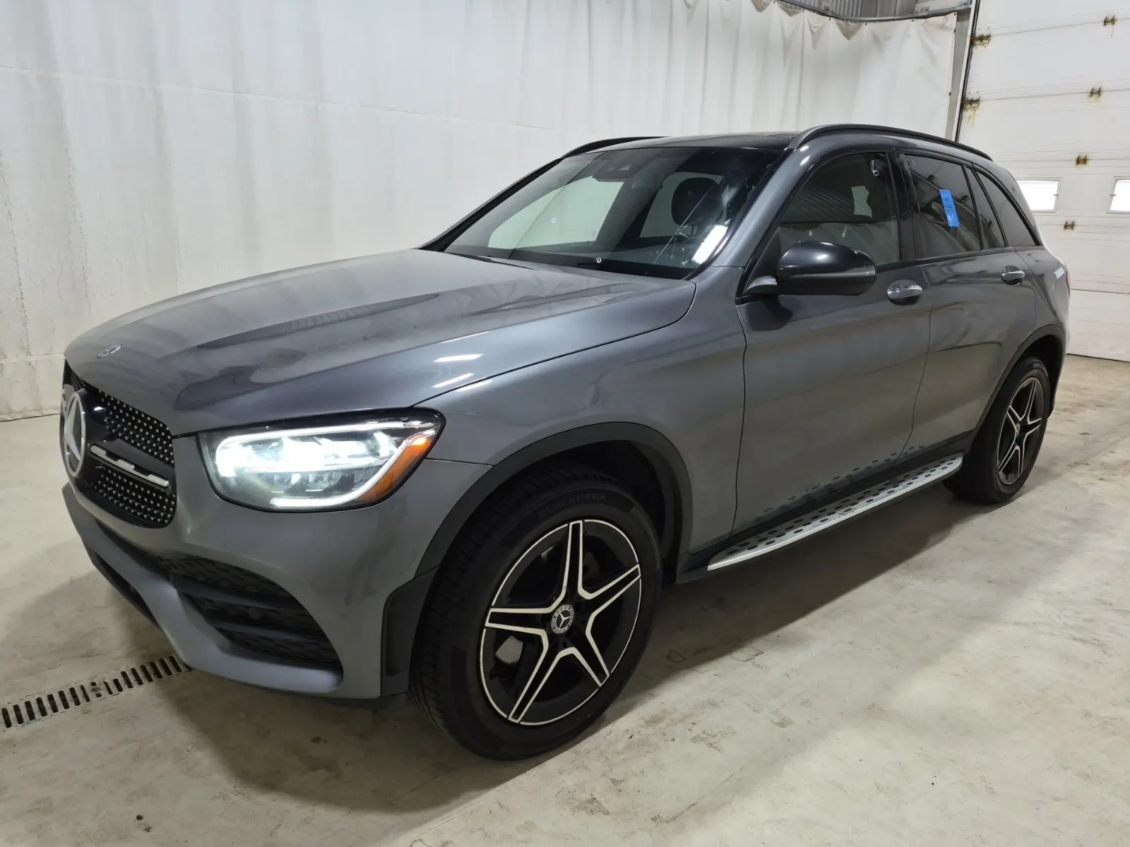 2022 Mercedes-Benz GLC
