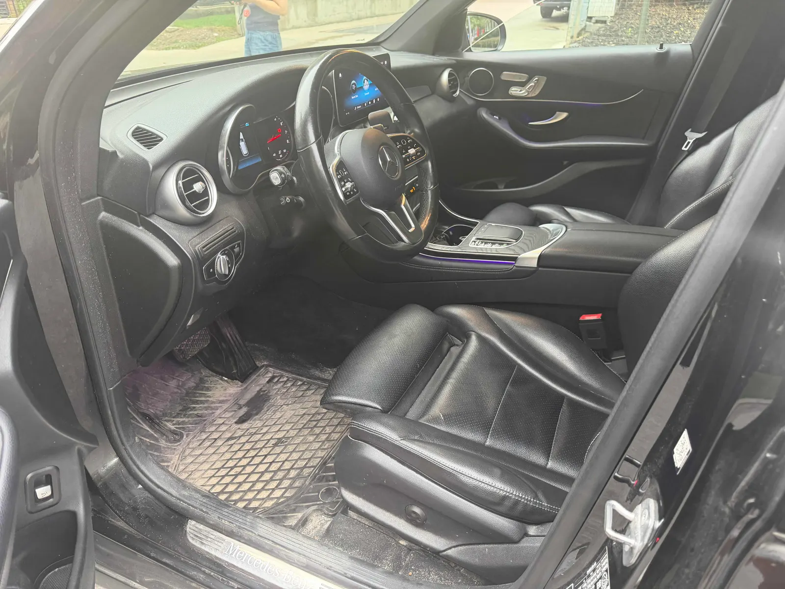 Interior driver side