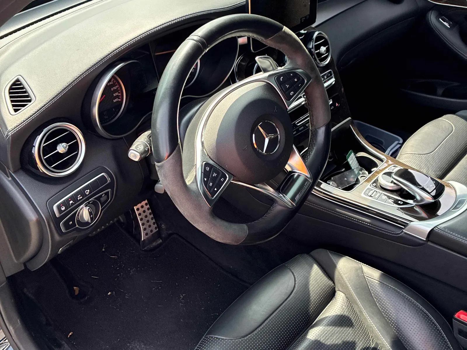 Interior driver side