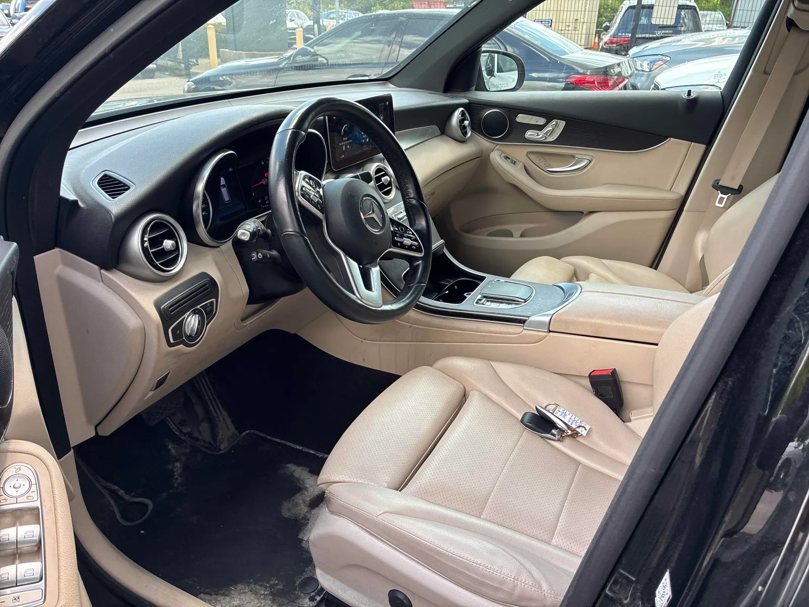 Interior driver side