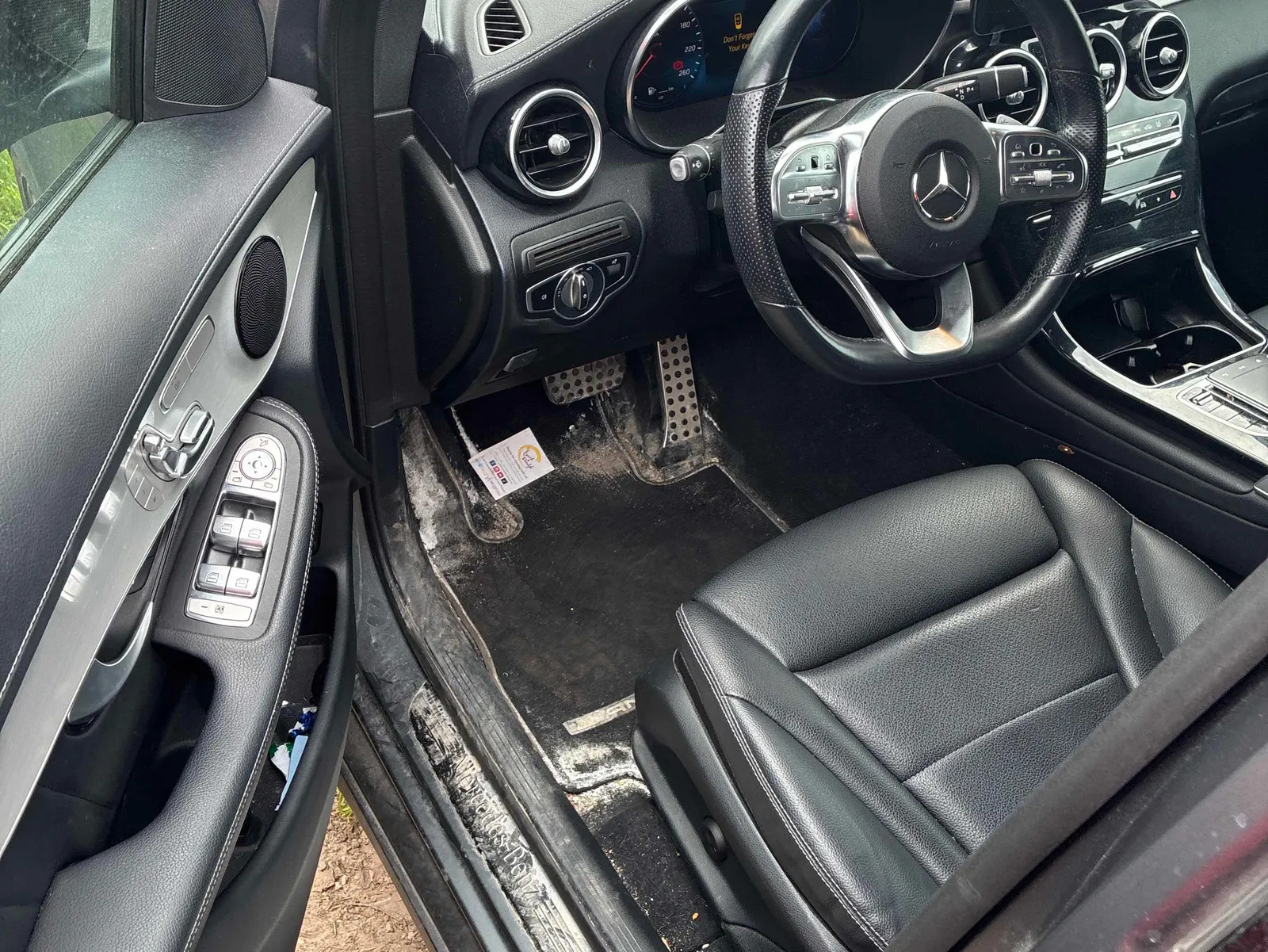 Interior driver side