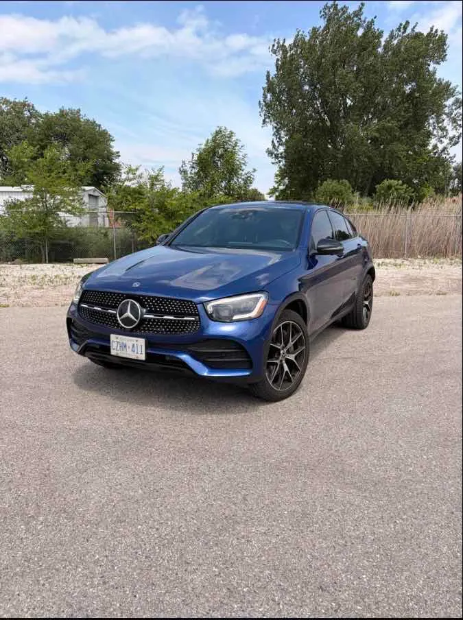 3/4 Front (Main image)