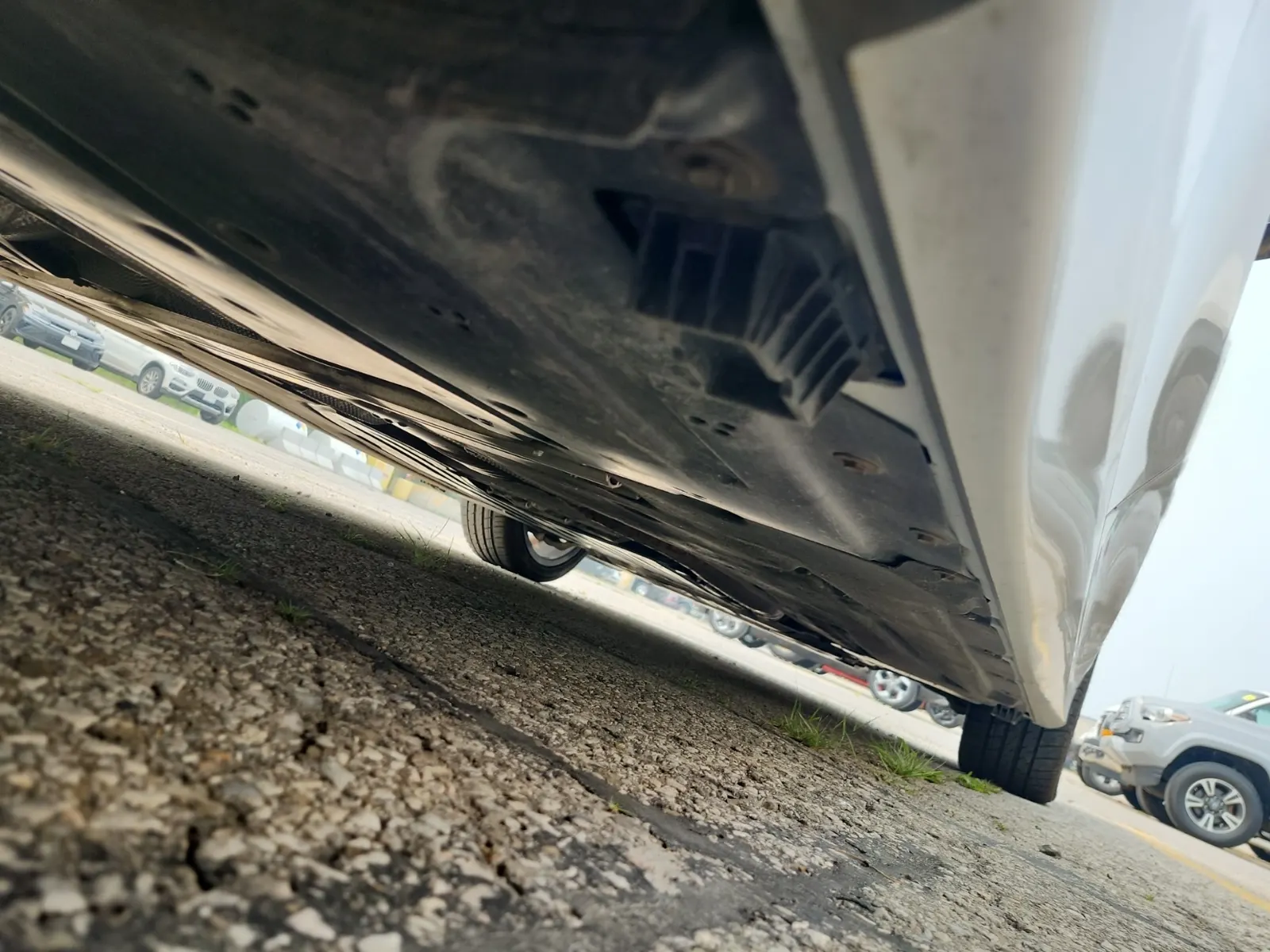 Undercarriage - Passenger Photo