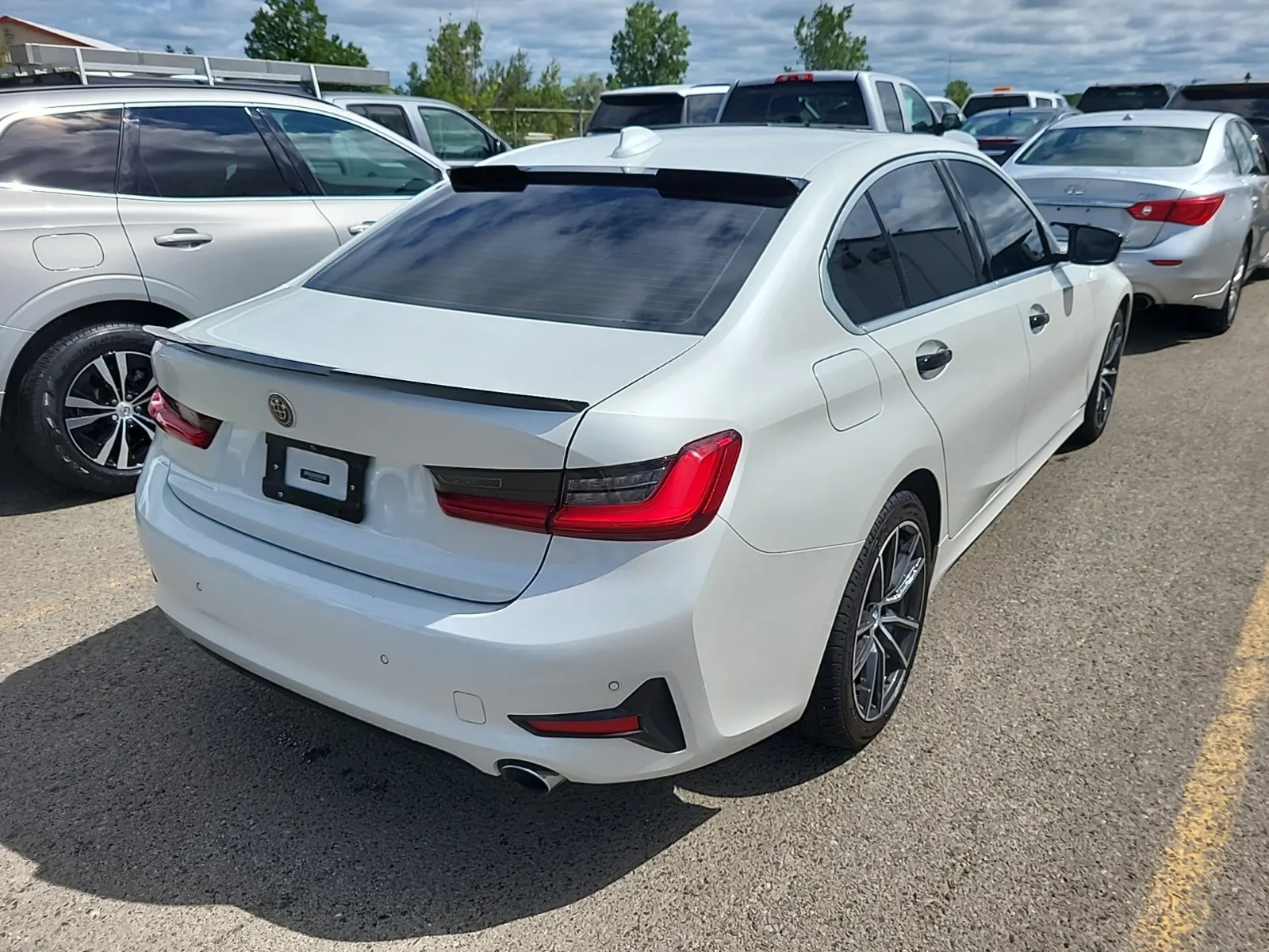 Passenger Rear 3/4 Photo