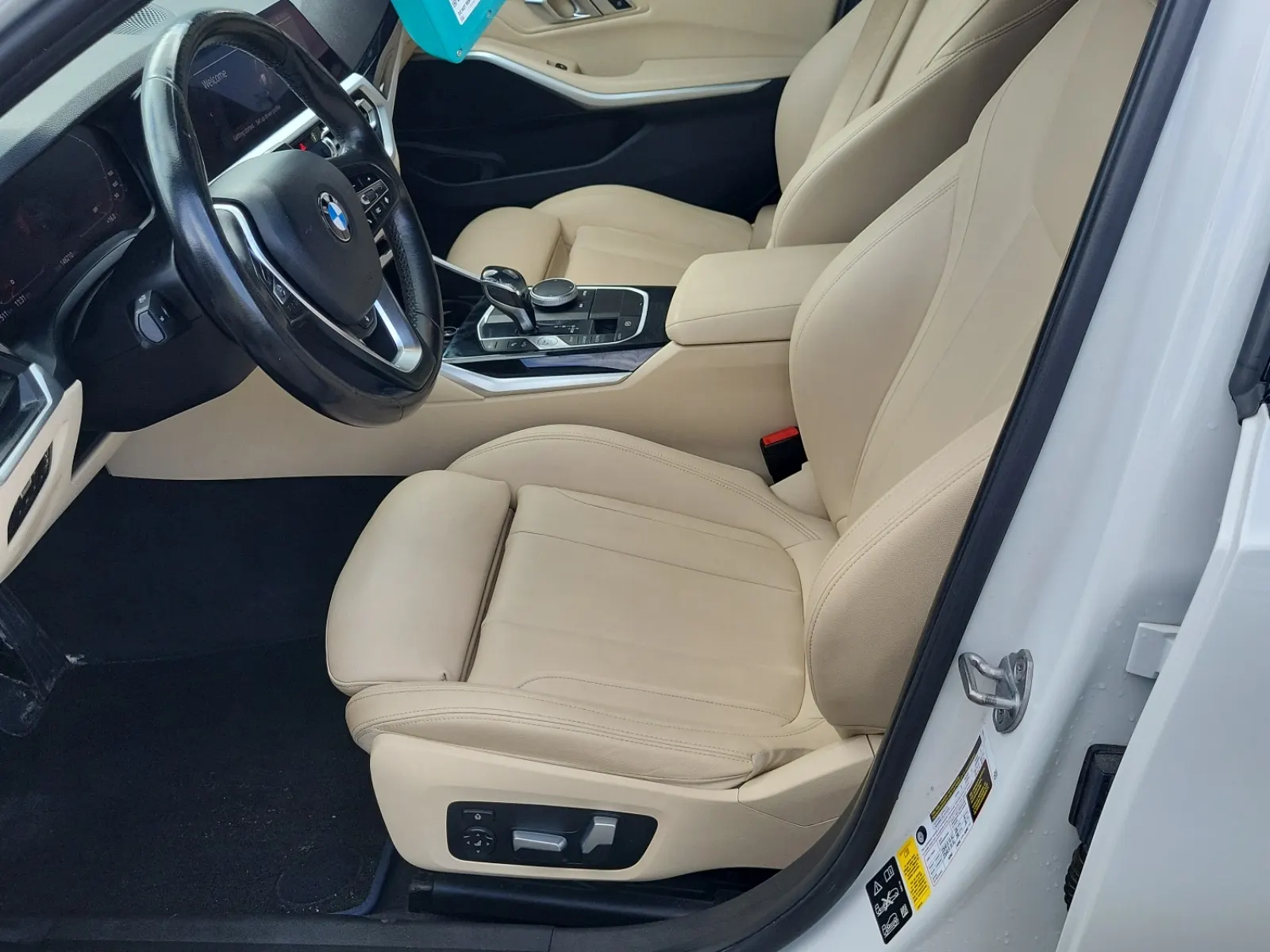 Front Interior Photo