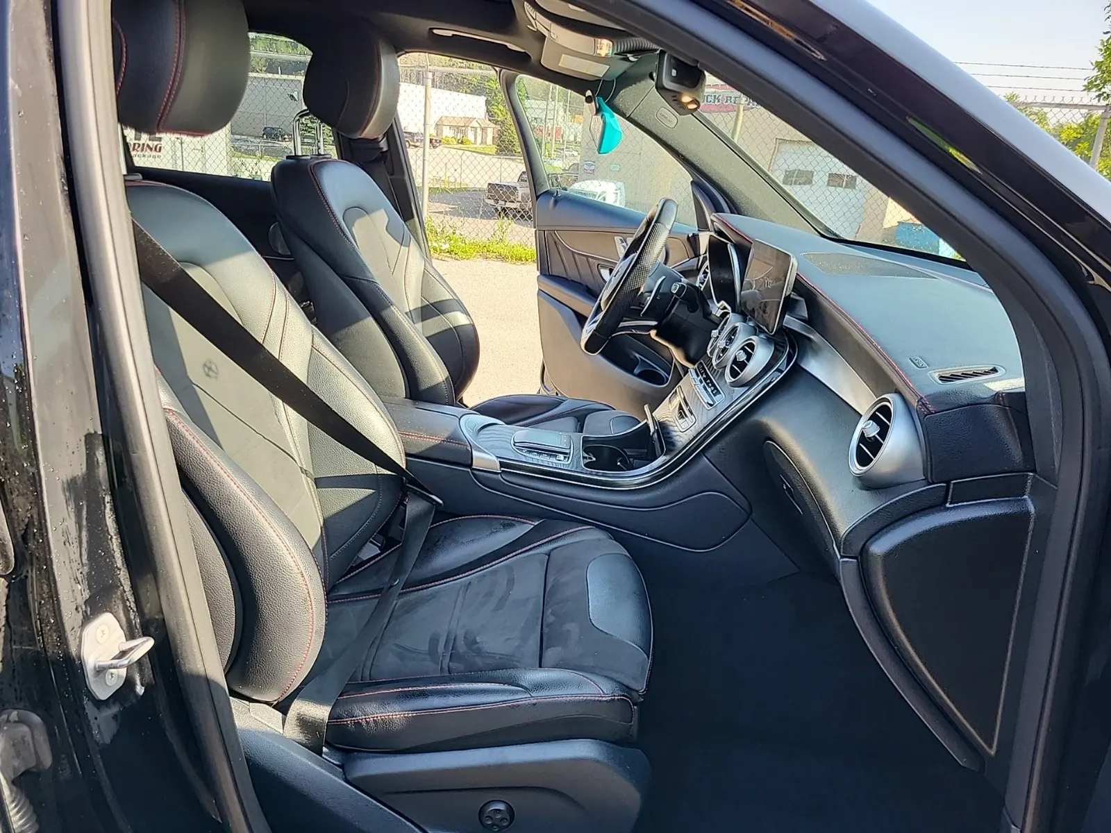 Right Side Interior Photo