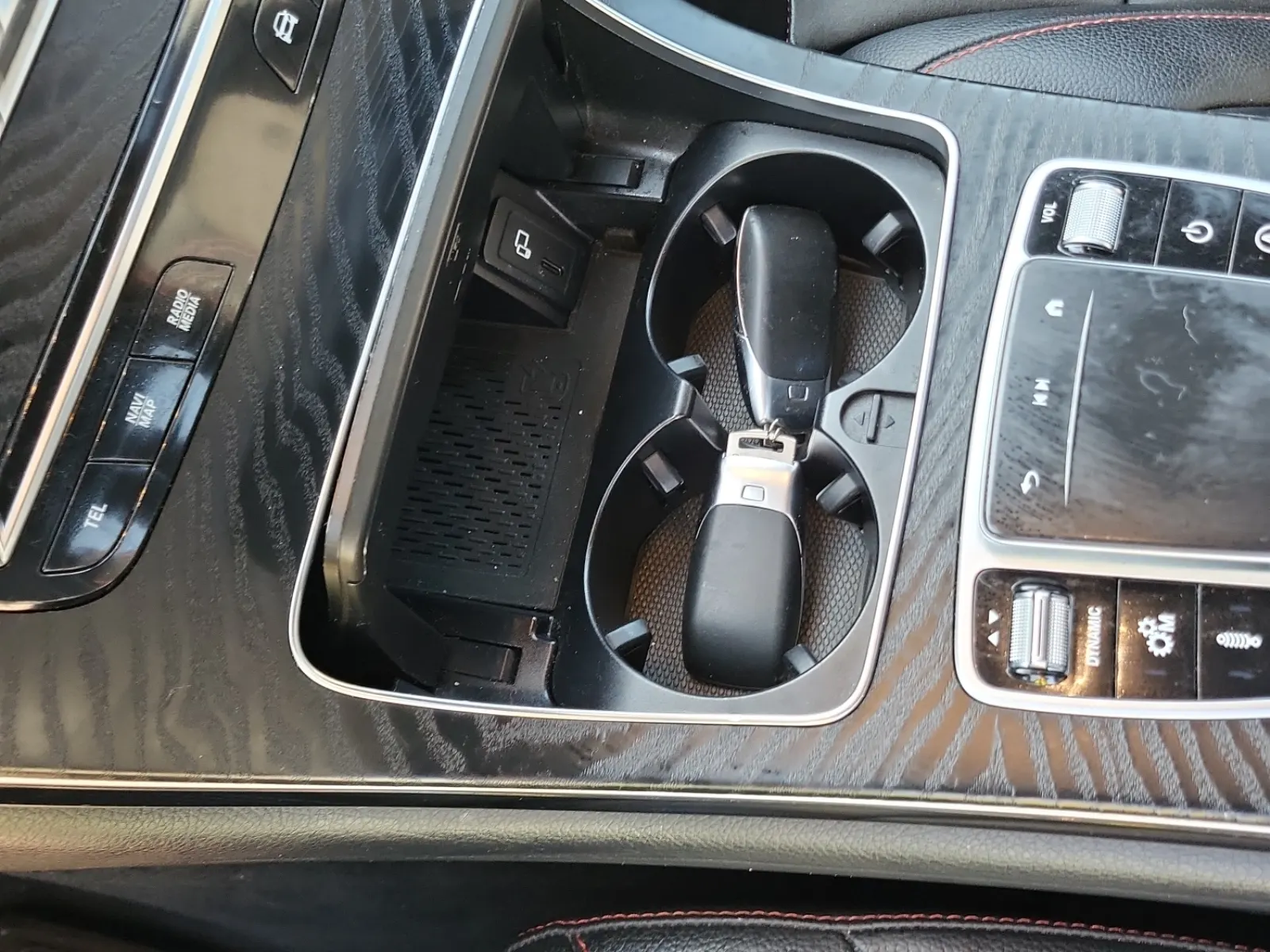 Keys/Fobs/Manual Photo