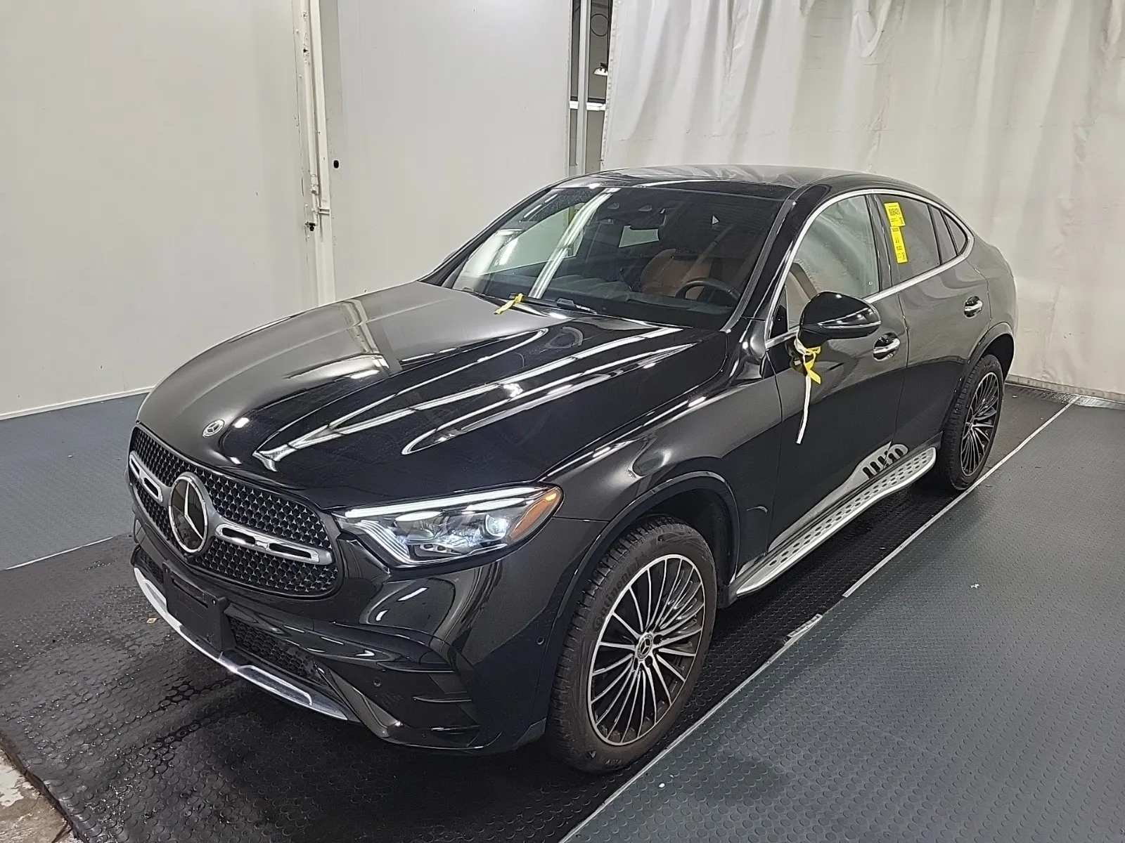 2025 Mercedes-Benz GLC