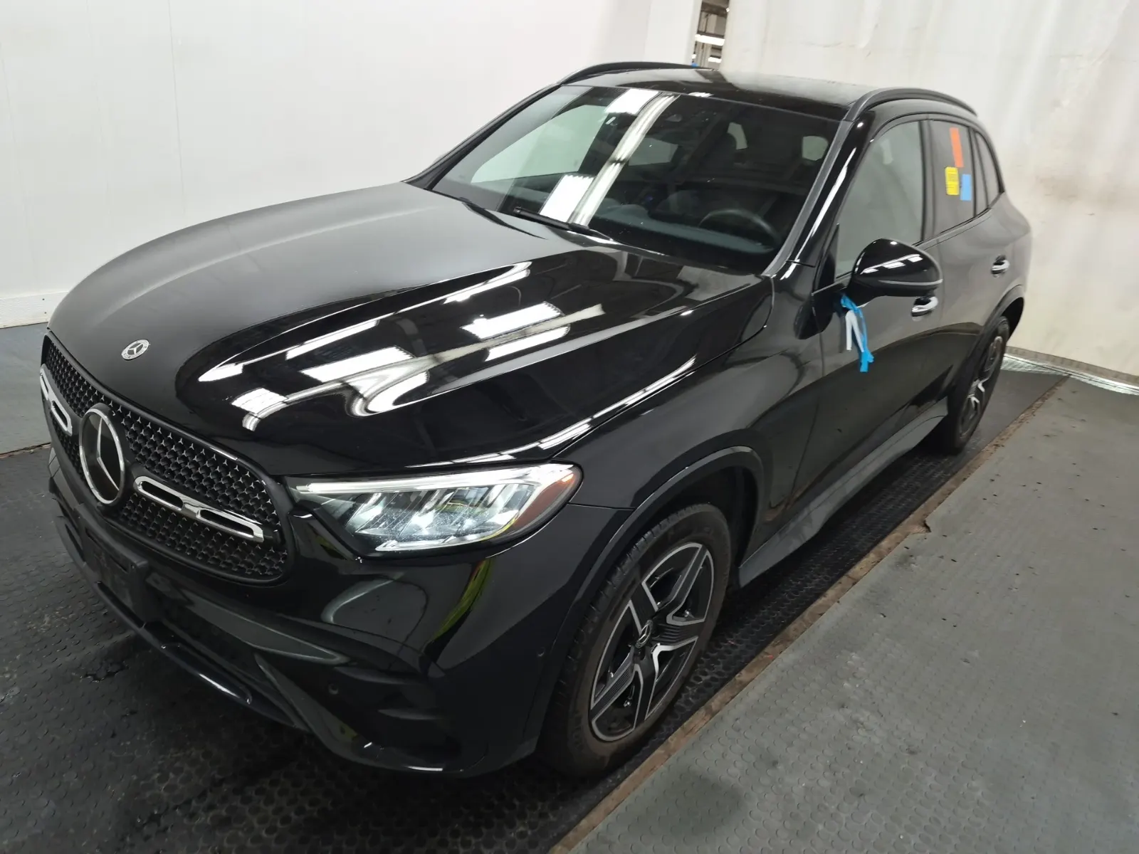 2023 Mercedes-Benz GLC