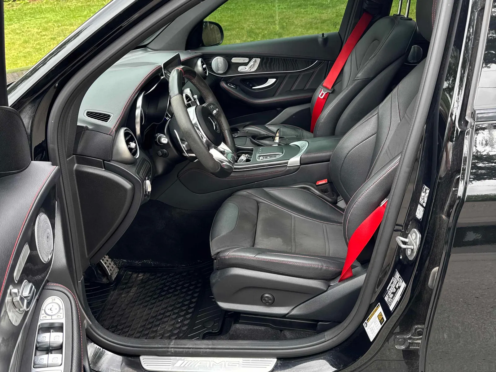 Interior driver side