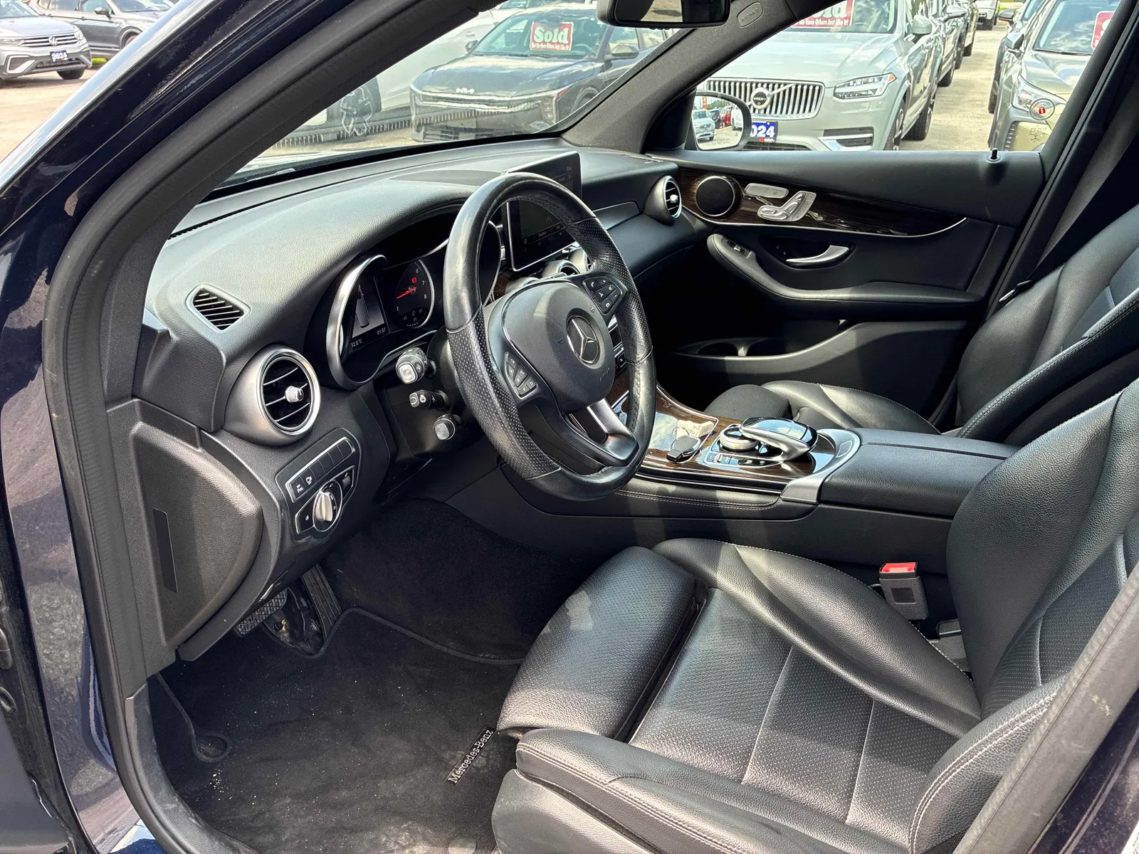 Interior driver side