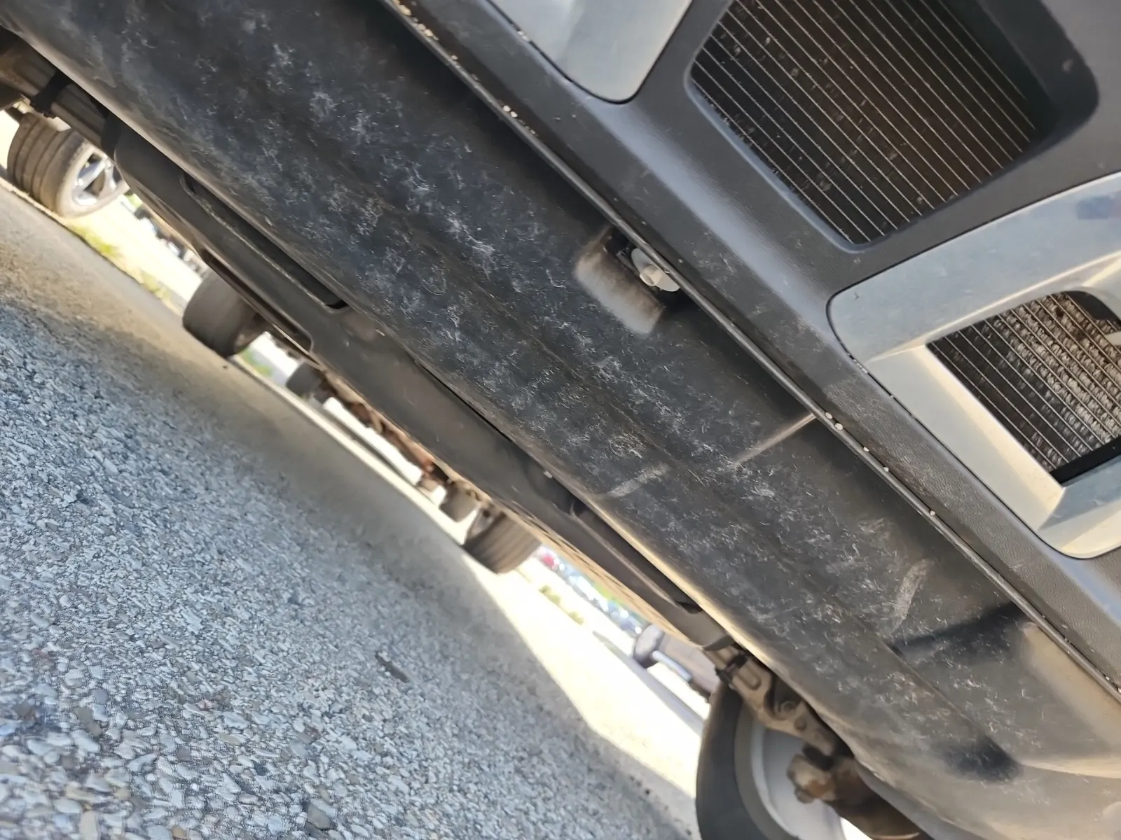 Undercarriage - Front Photo