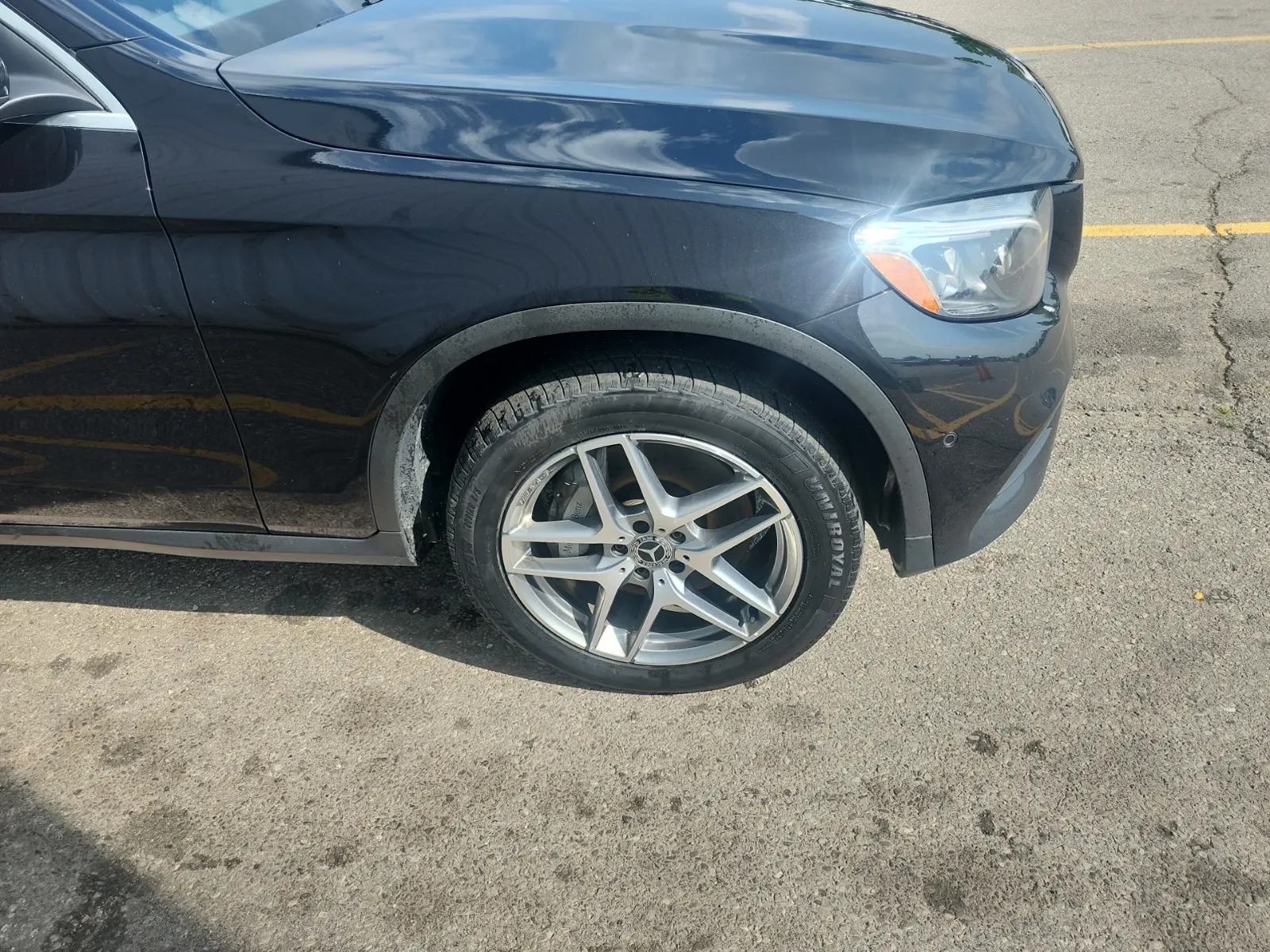 Right Front Wheel/Tire Photo