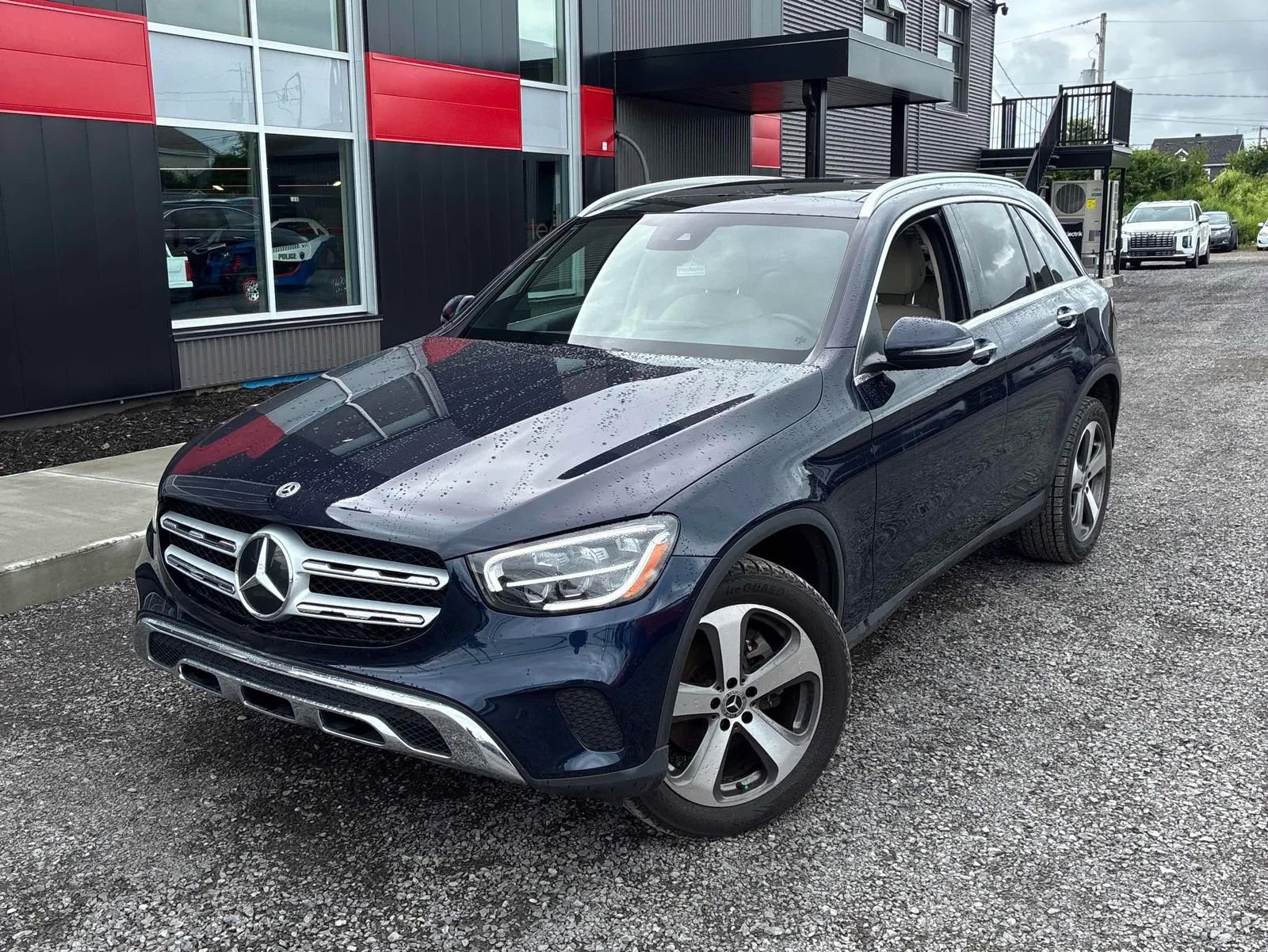 2022 Mercedes-Benz GLC