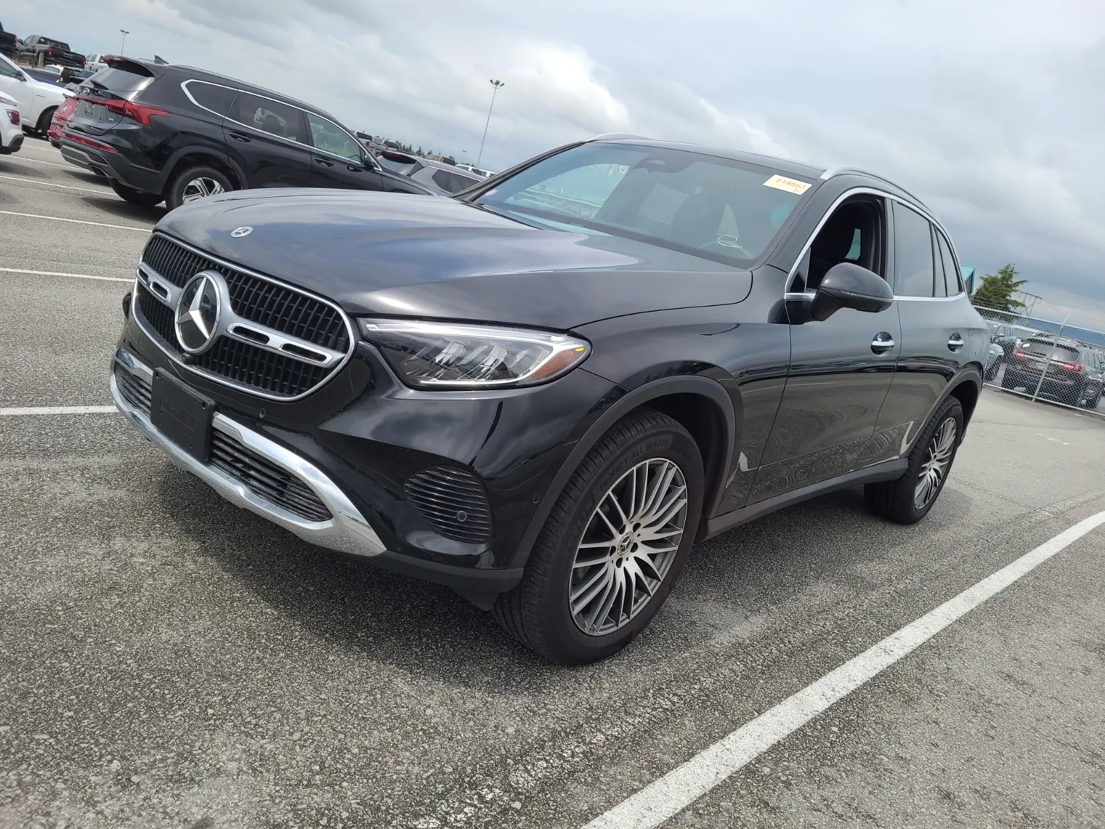 2023 Mercedes-Benz GLC