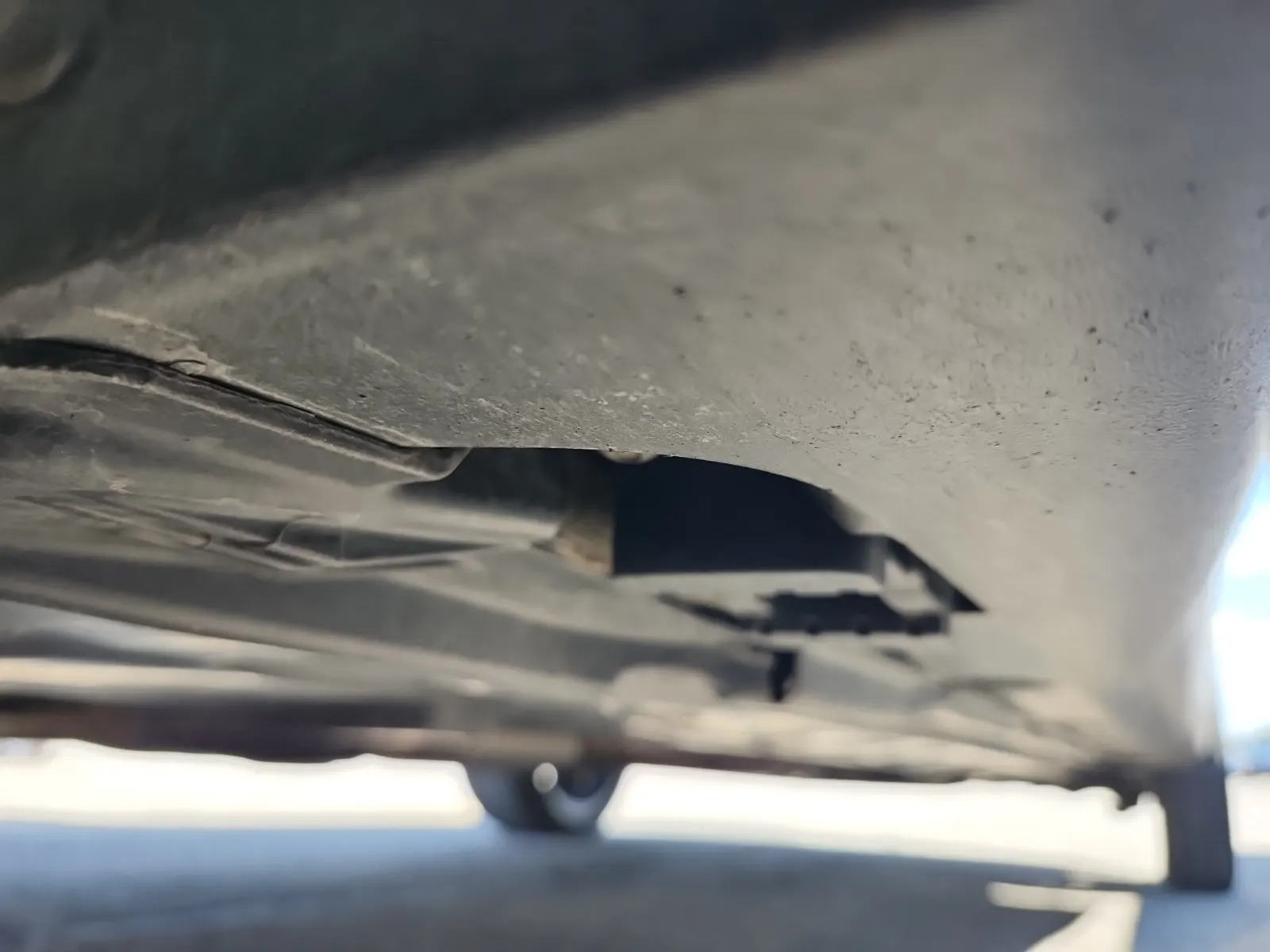 Undercarriage - Passenger Photo
