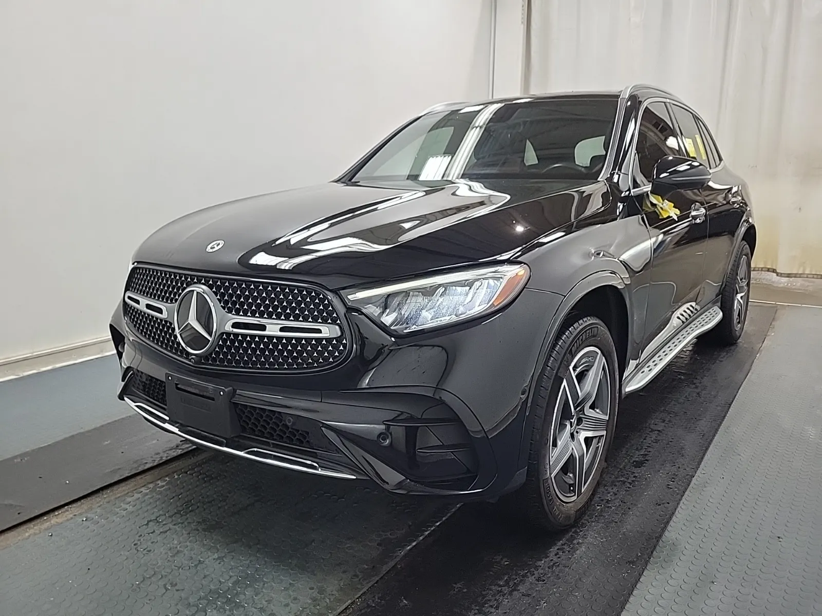 2023 Mercedes-Benz GLC