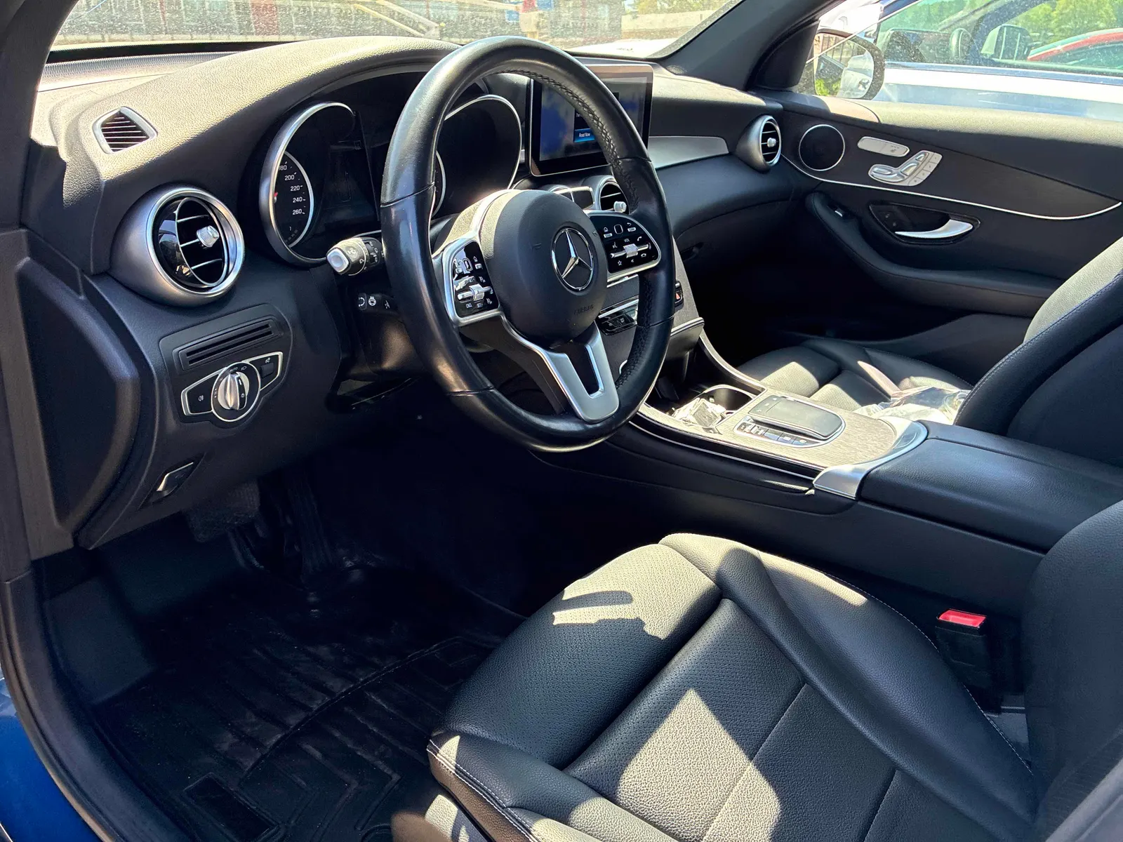 Interior driver side