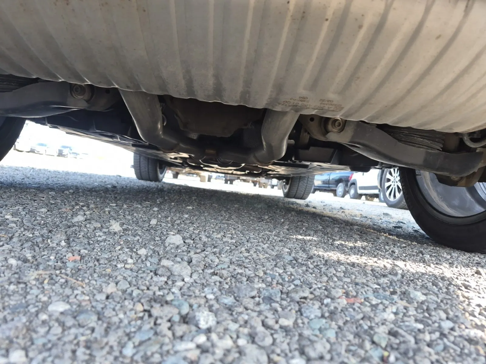 Undercarriage - Rear Photo