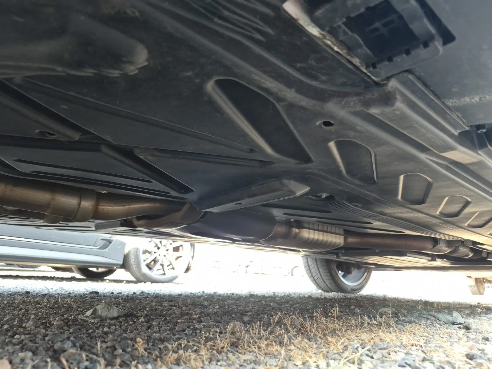 Undercarriage - Passenger Photo