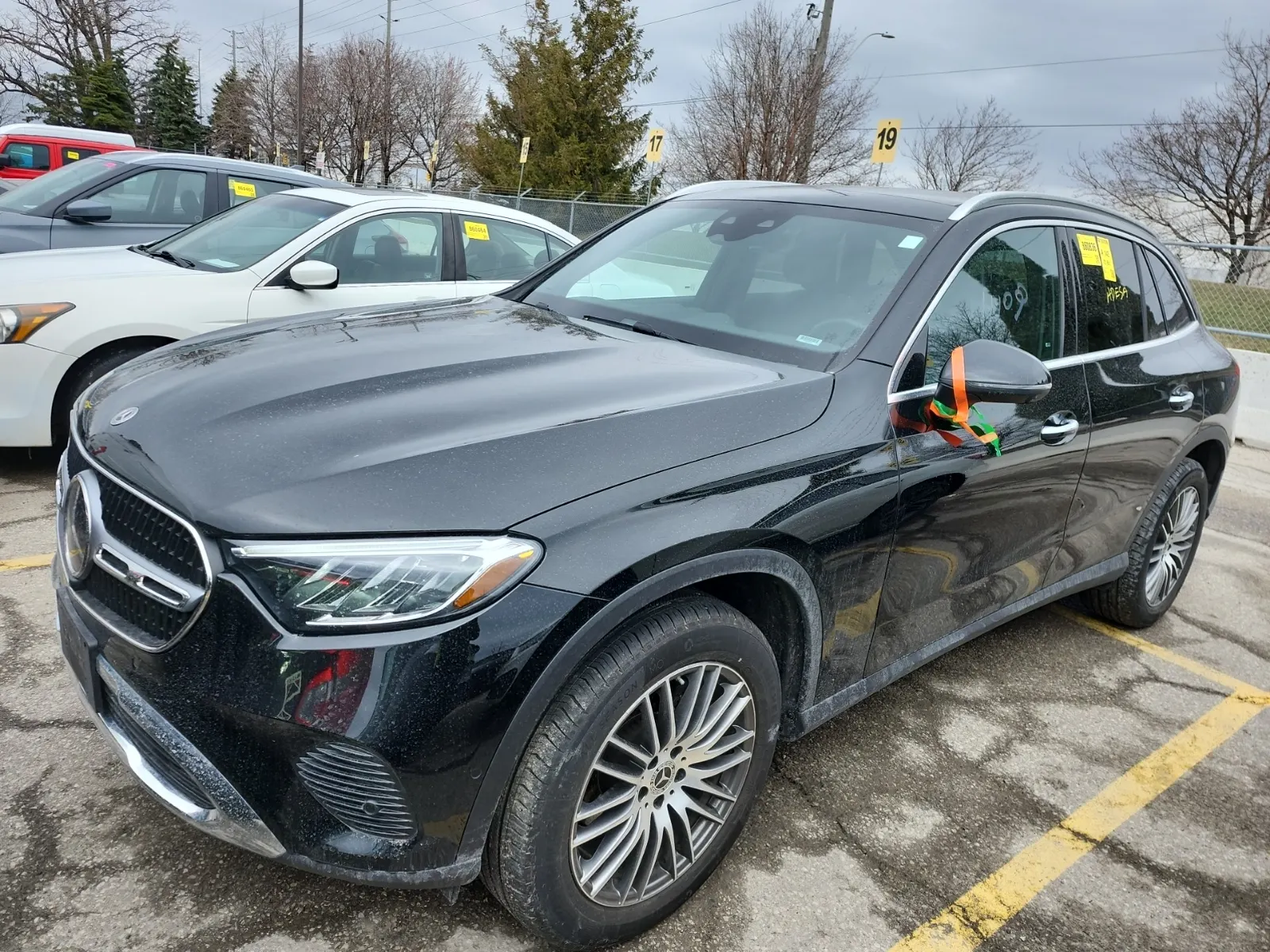 2025 Mercedes-Benz GLC