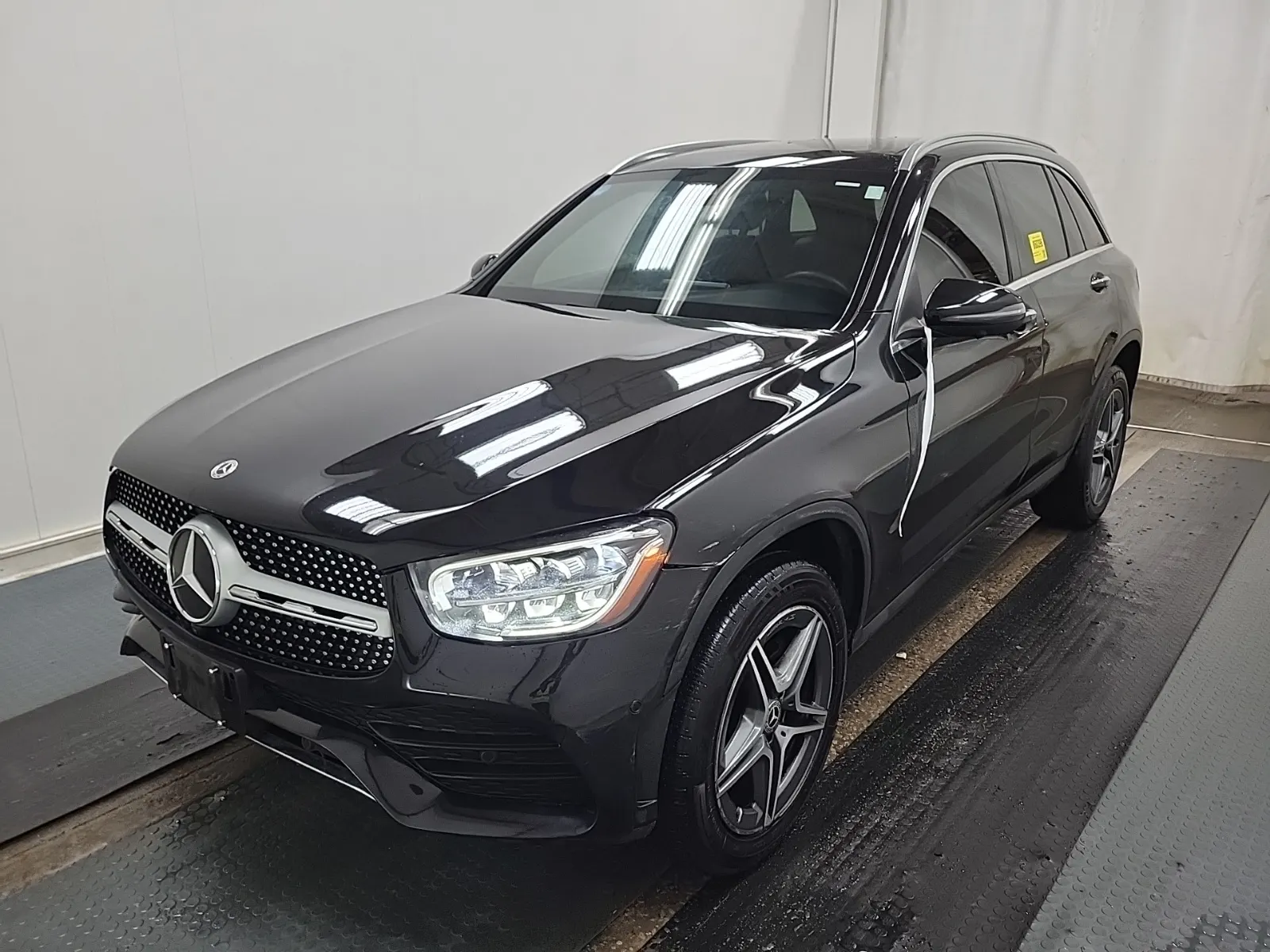 2022 Mercedes-Benz GLC