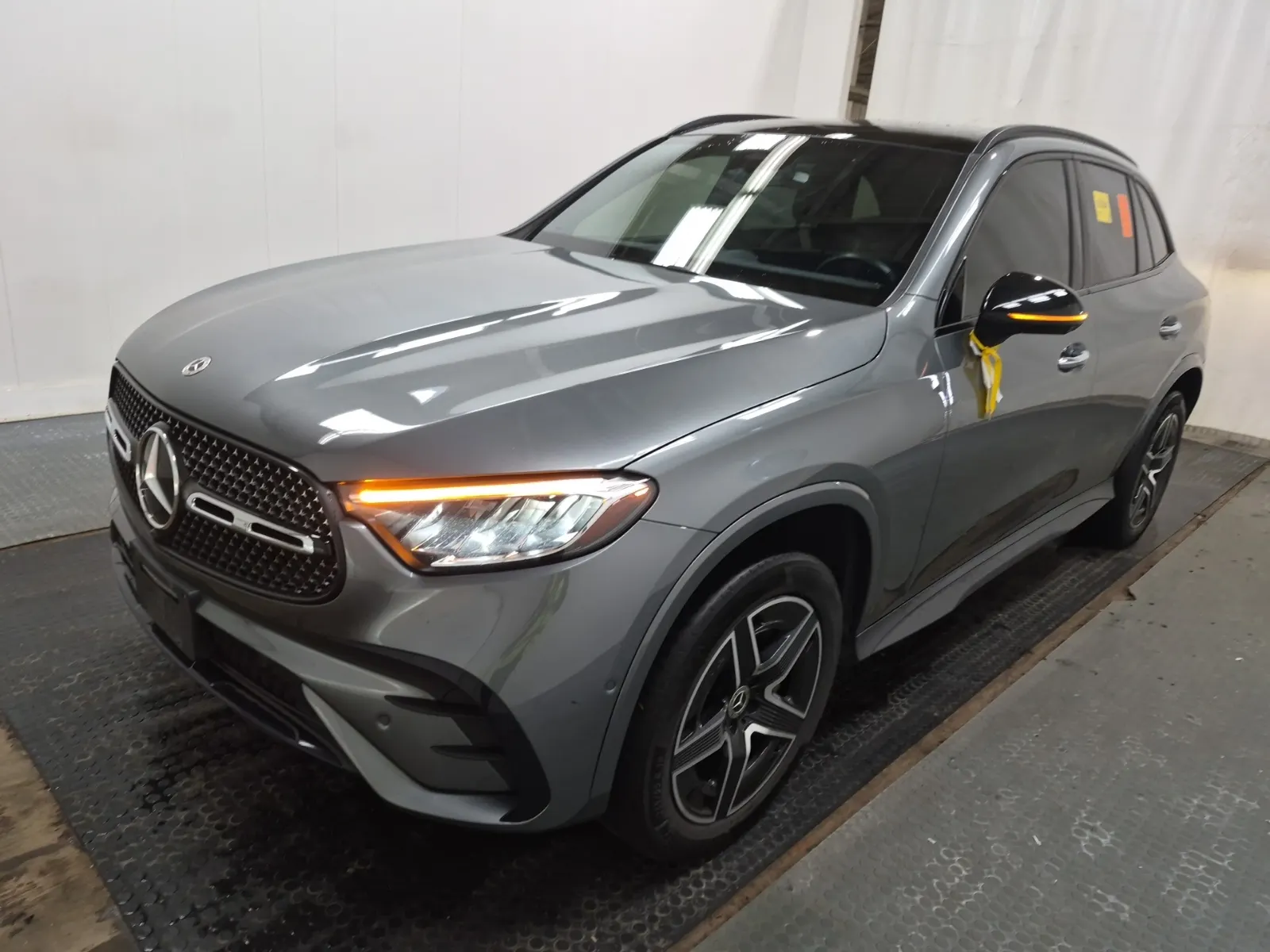 2023 Mercedes-Benz GLC