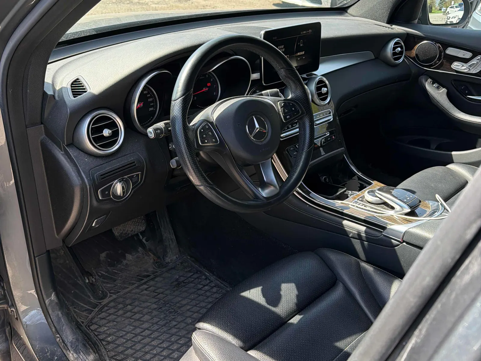 Interior driver side