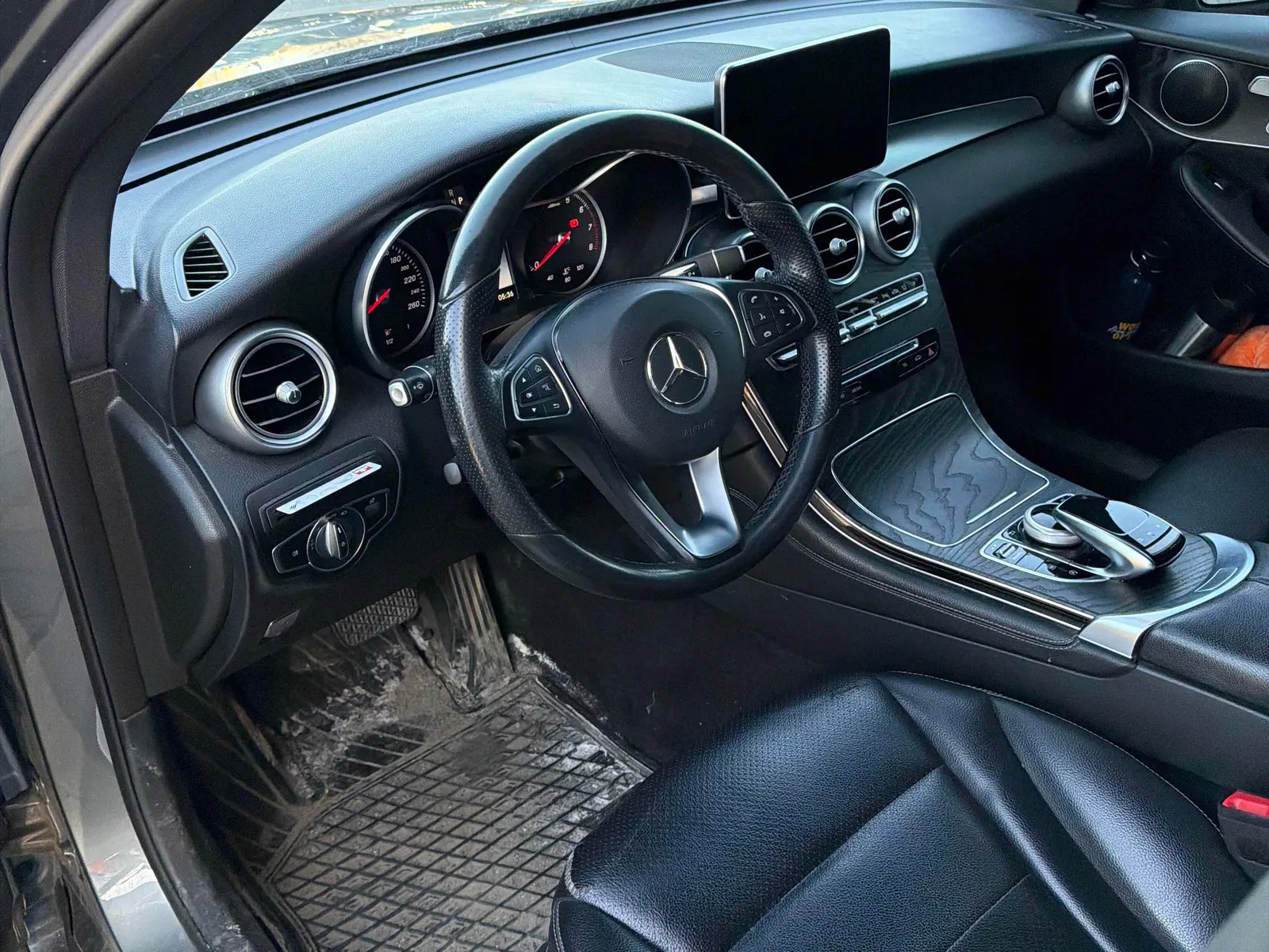 Interior driver side