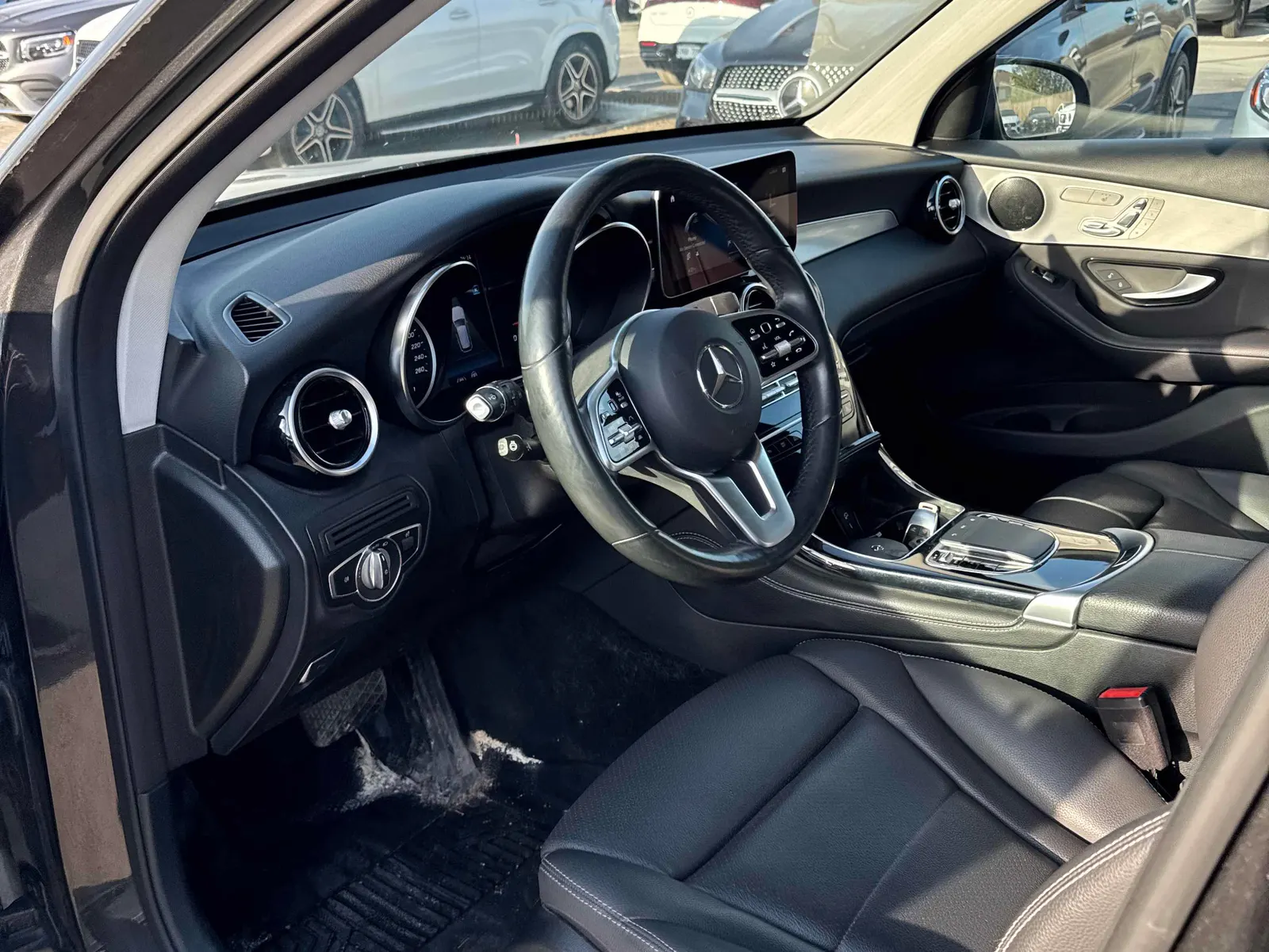 Interior driver side