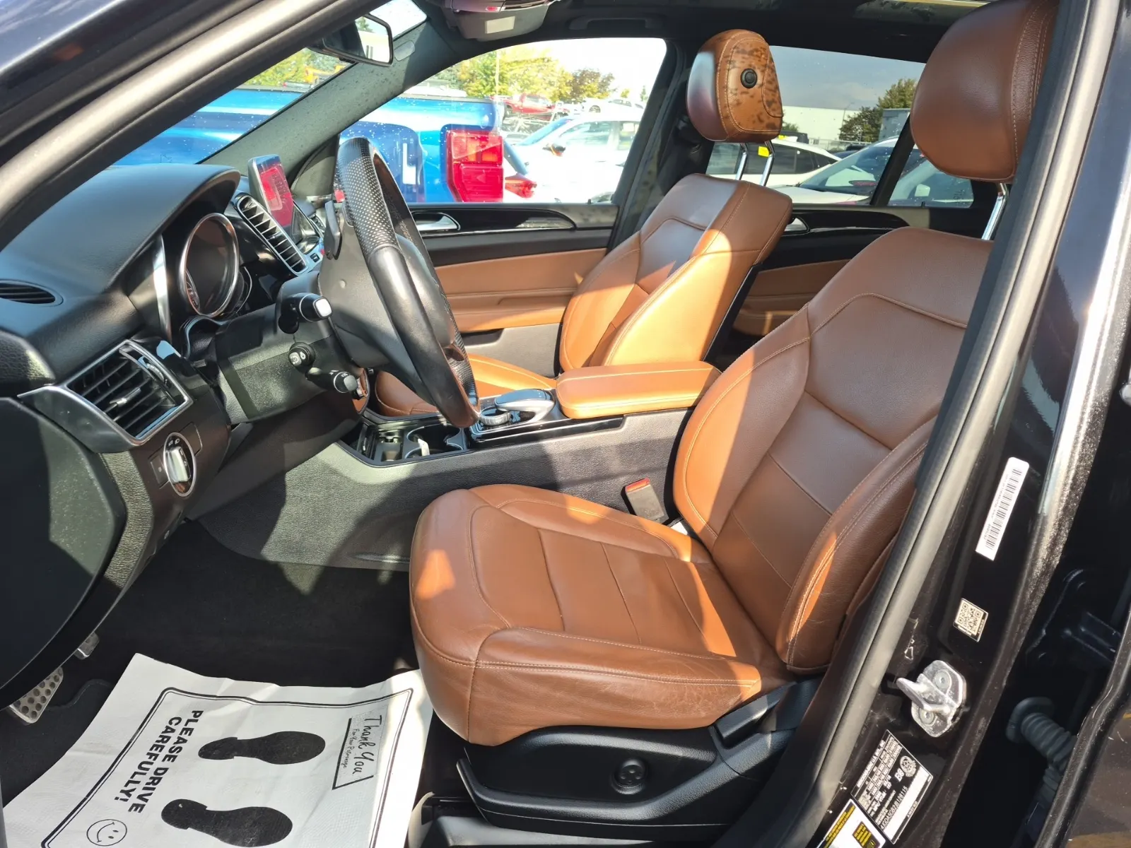 Front Interior Photo