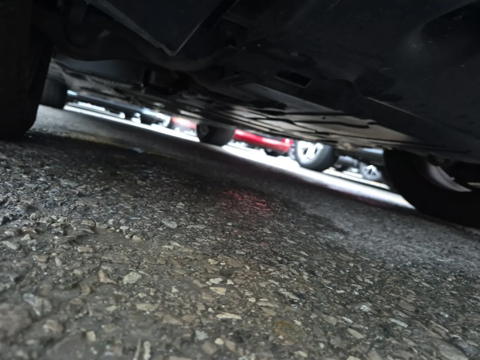 Undercarriage - Front Photo