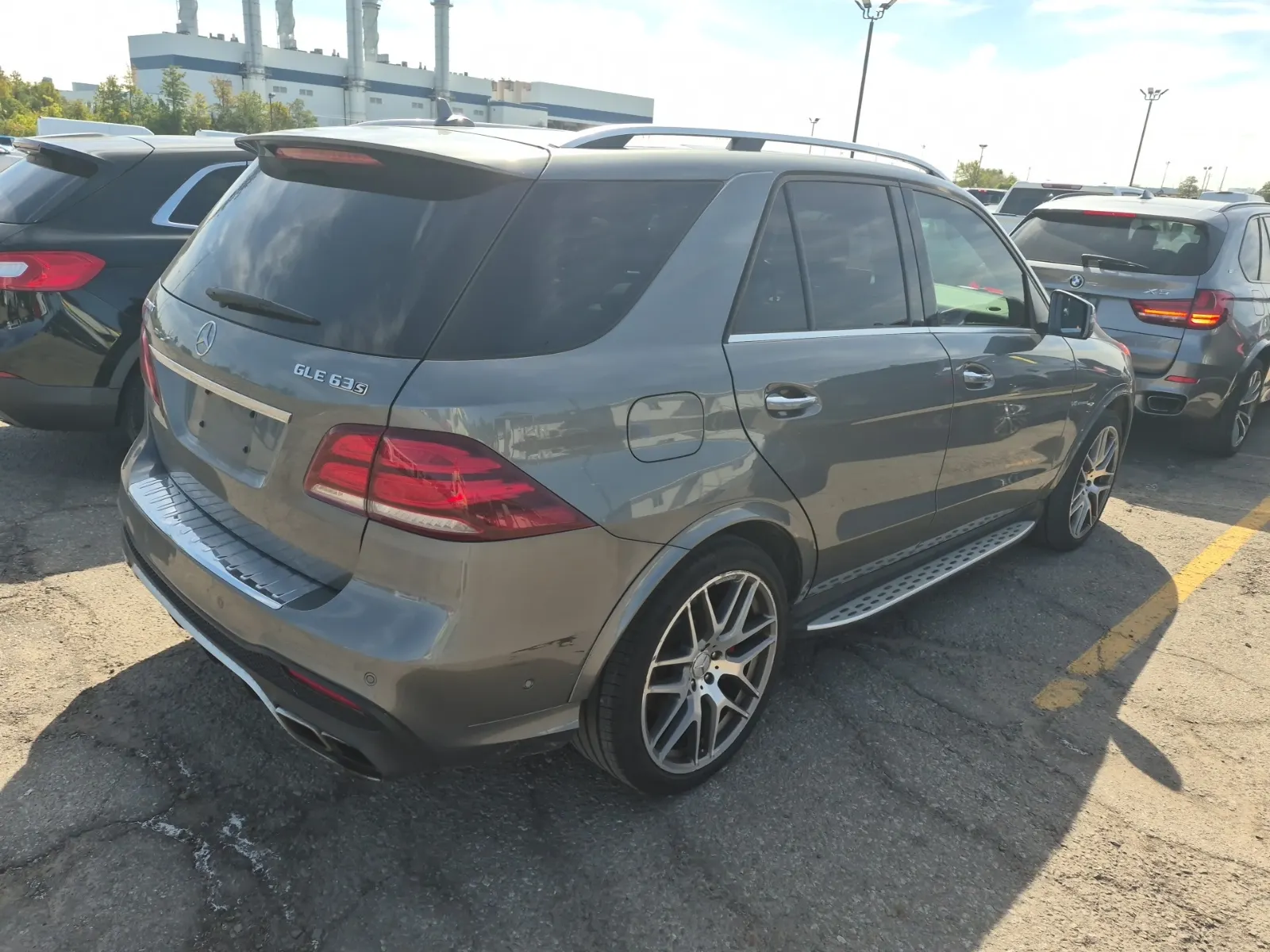 Passenger Rear 3/4 Photo