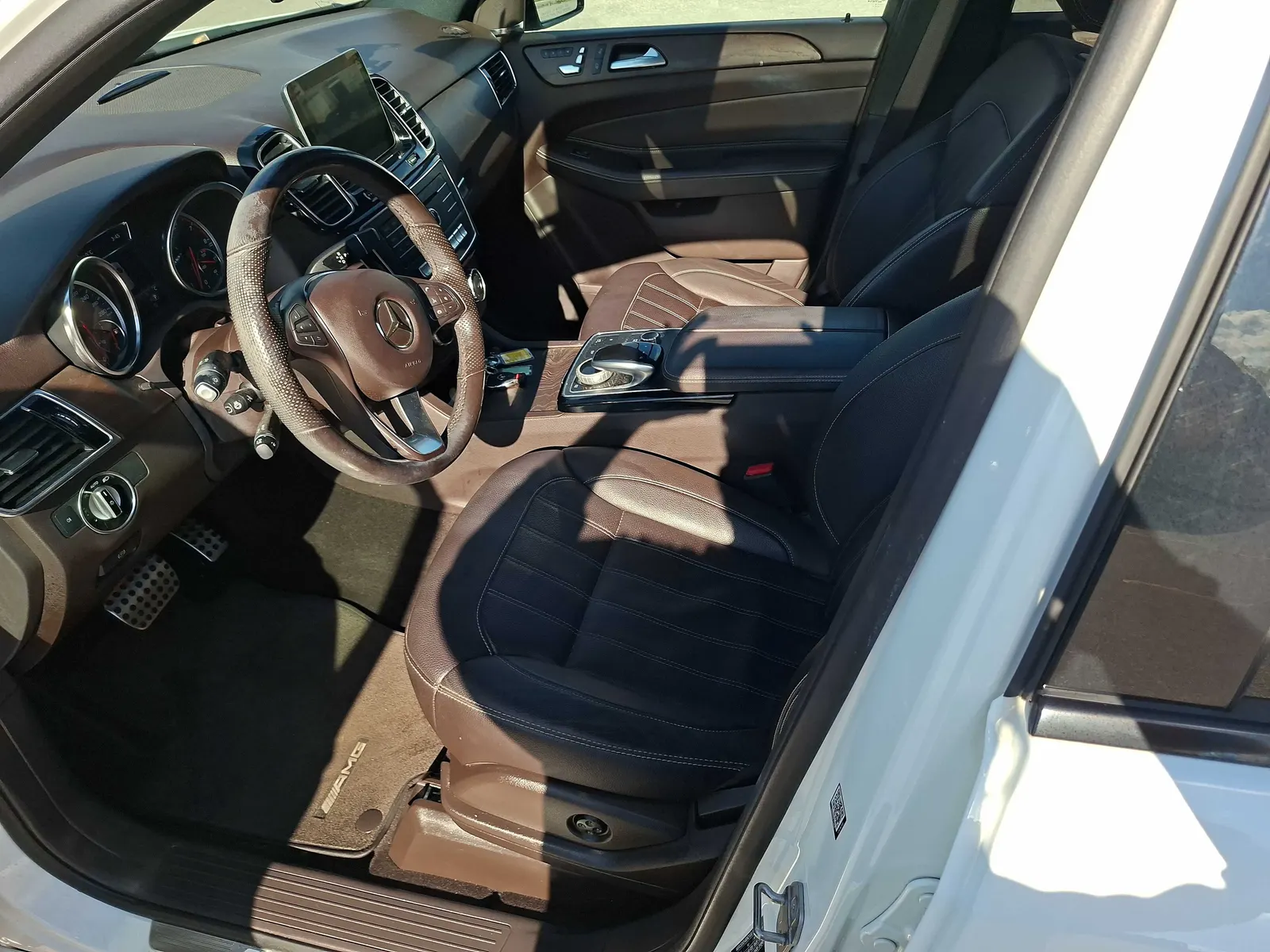 Interior driver side