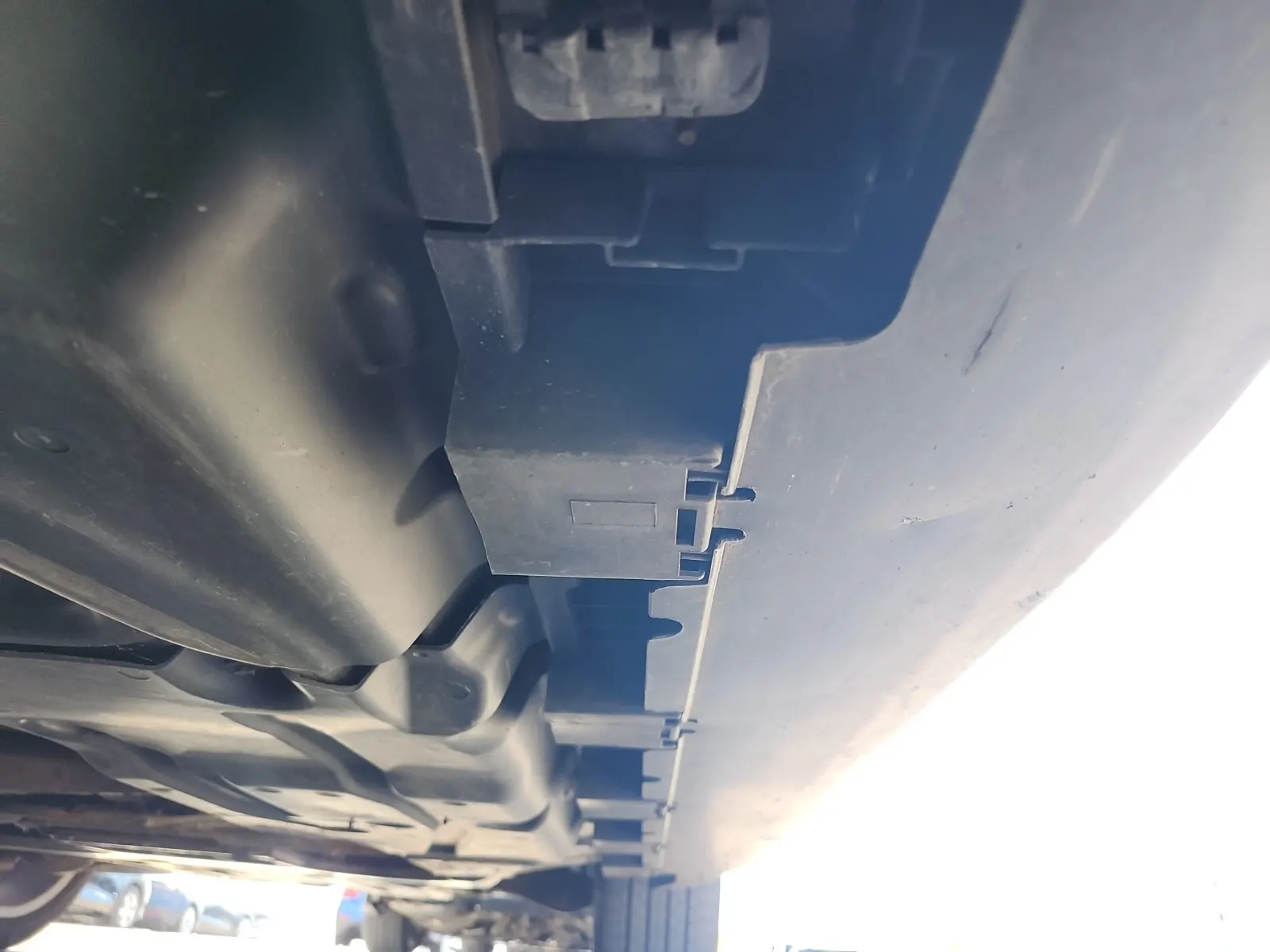 Undercarriage - Passenger Photo