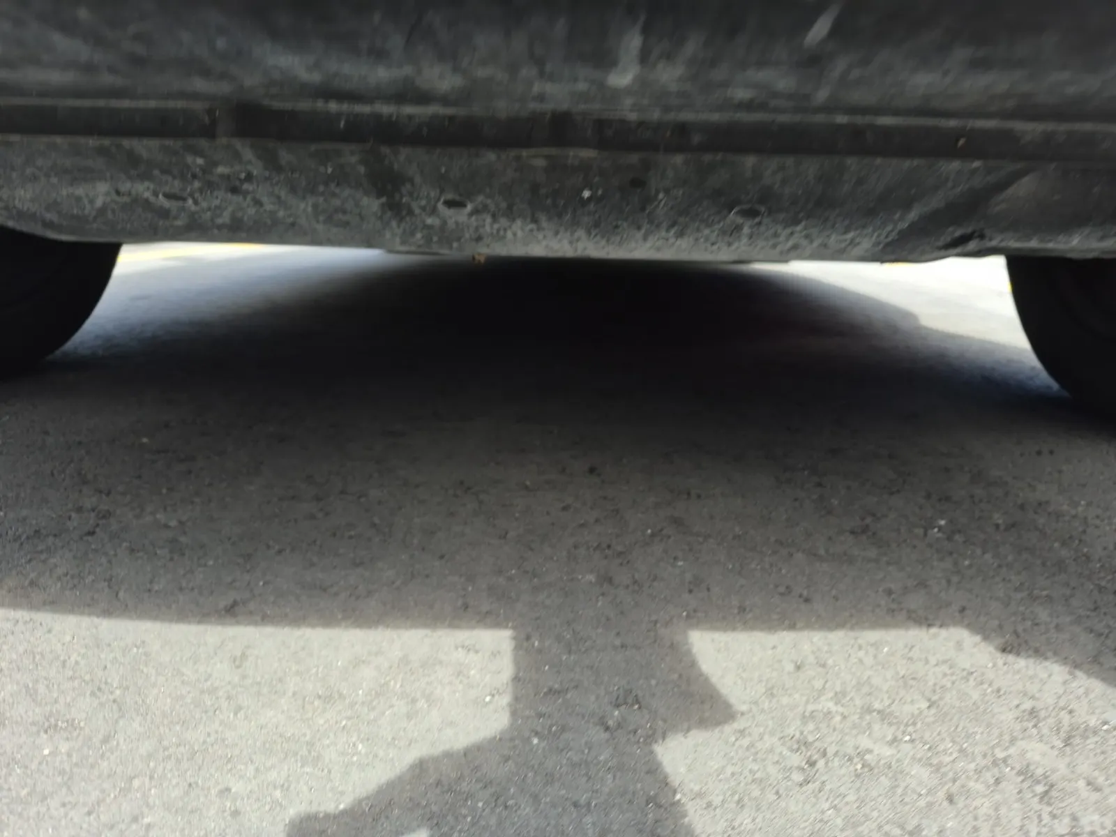 Undercarriage - Front Photo