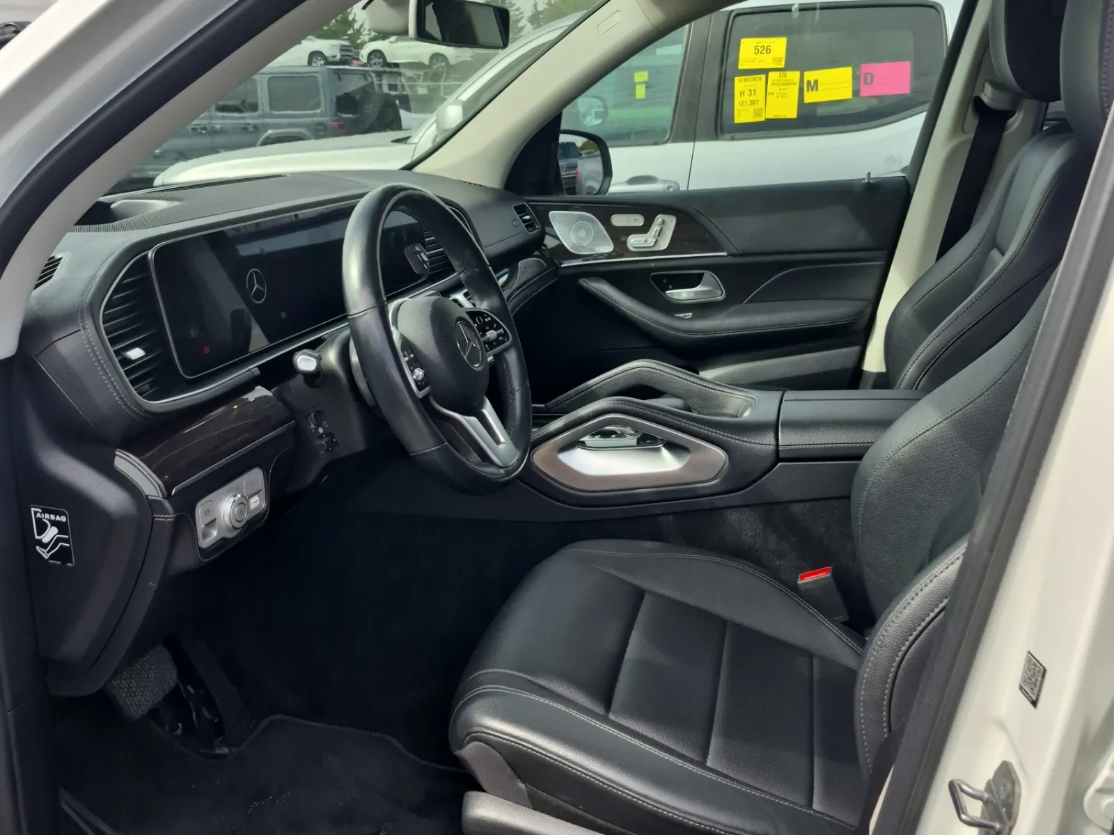 Front Interior Photo