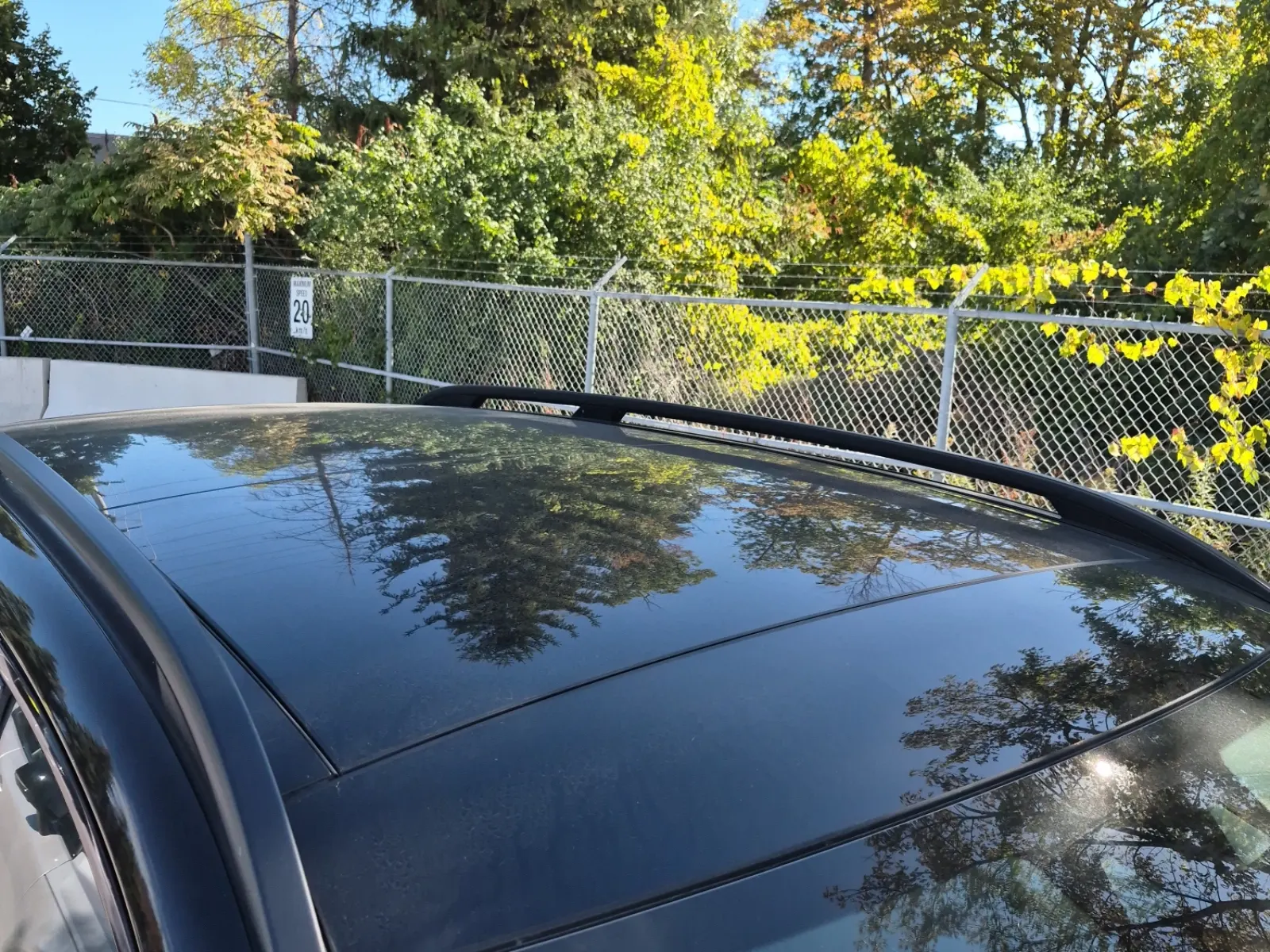 Exterior Roof Photo