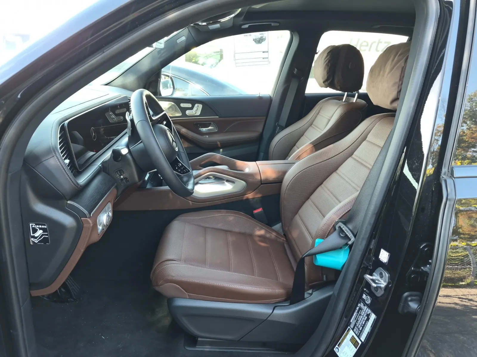 Front Interior Photo