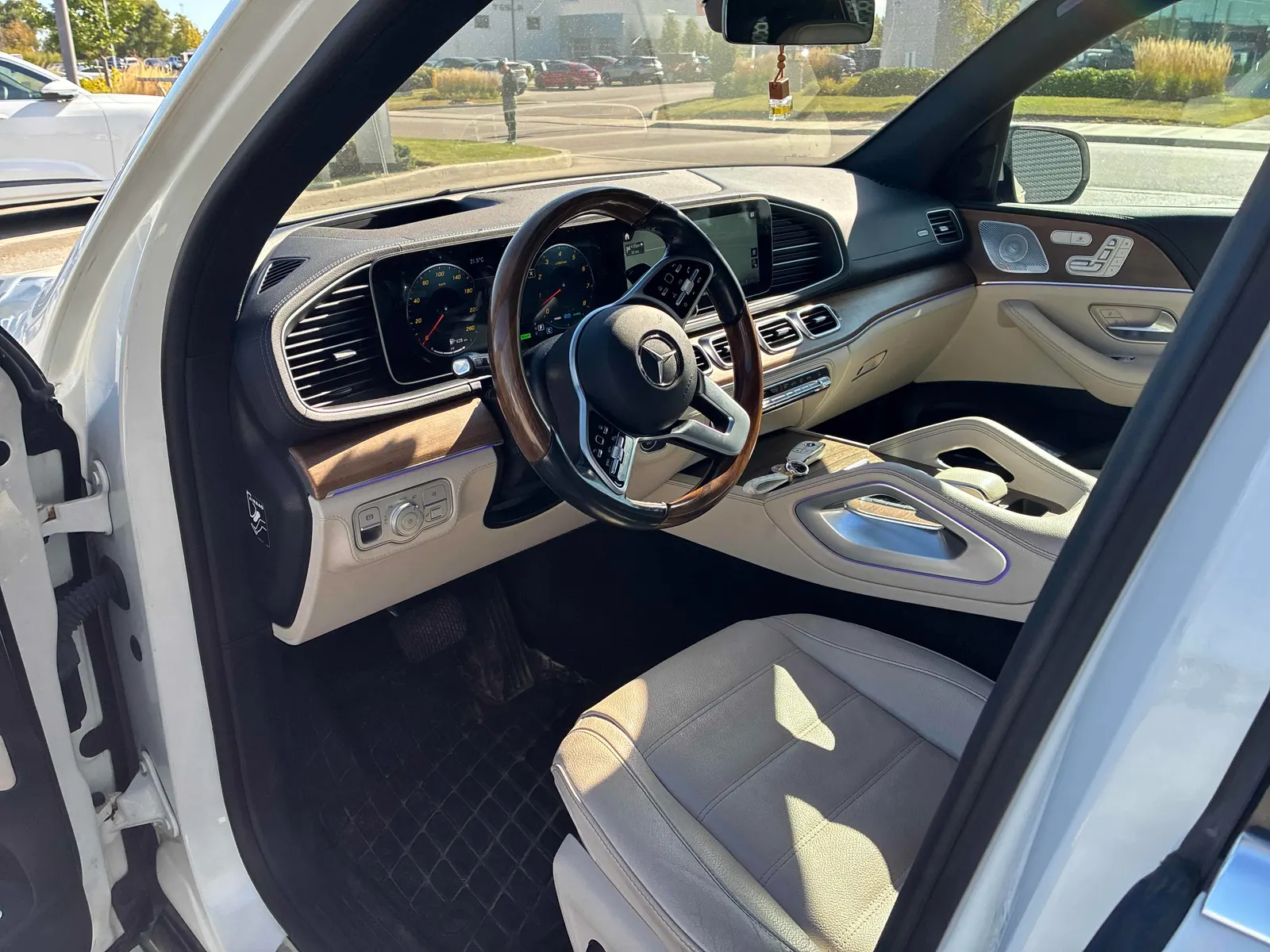 Interior driver side