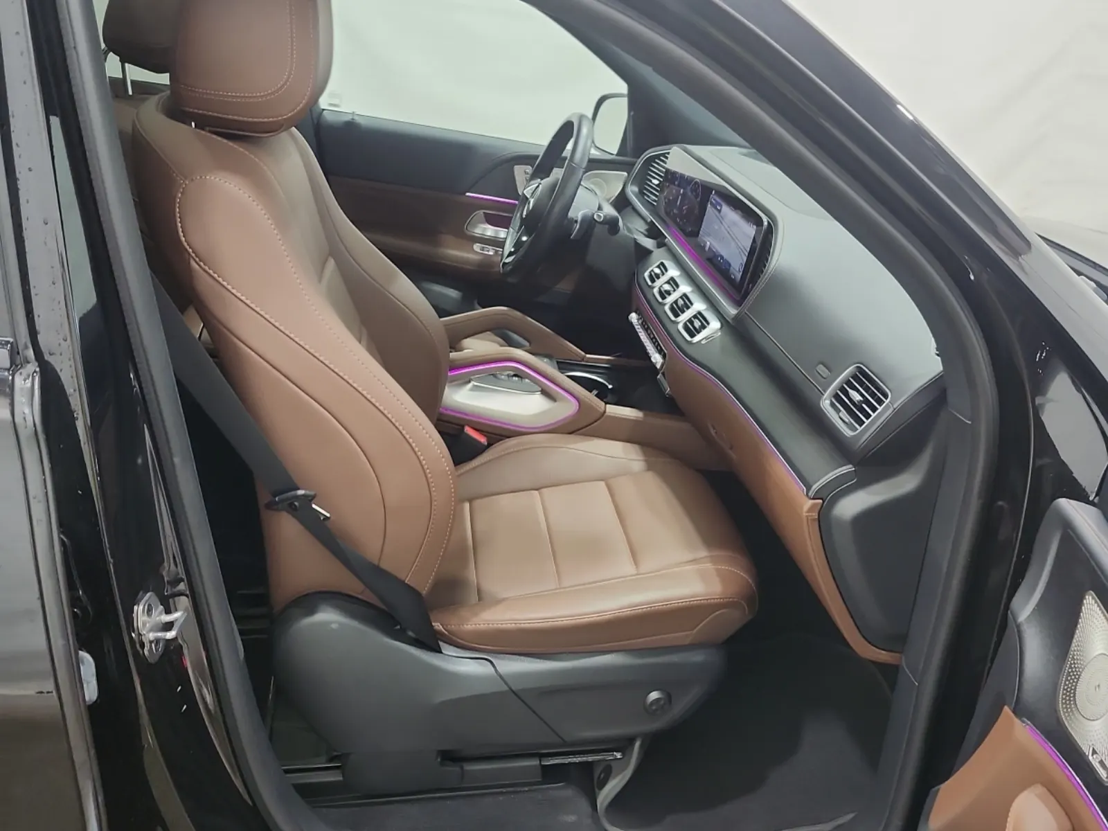 Right Side Interior Photo