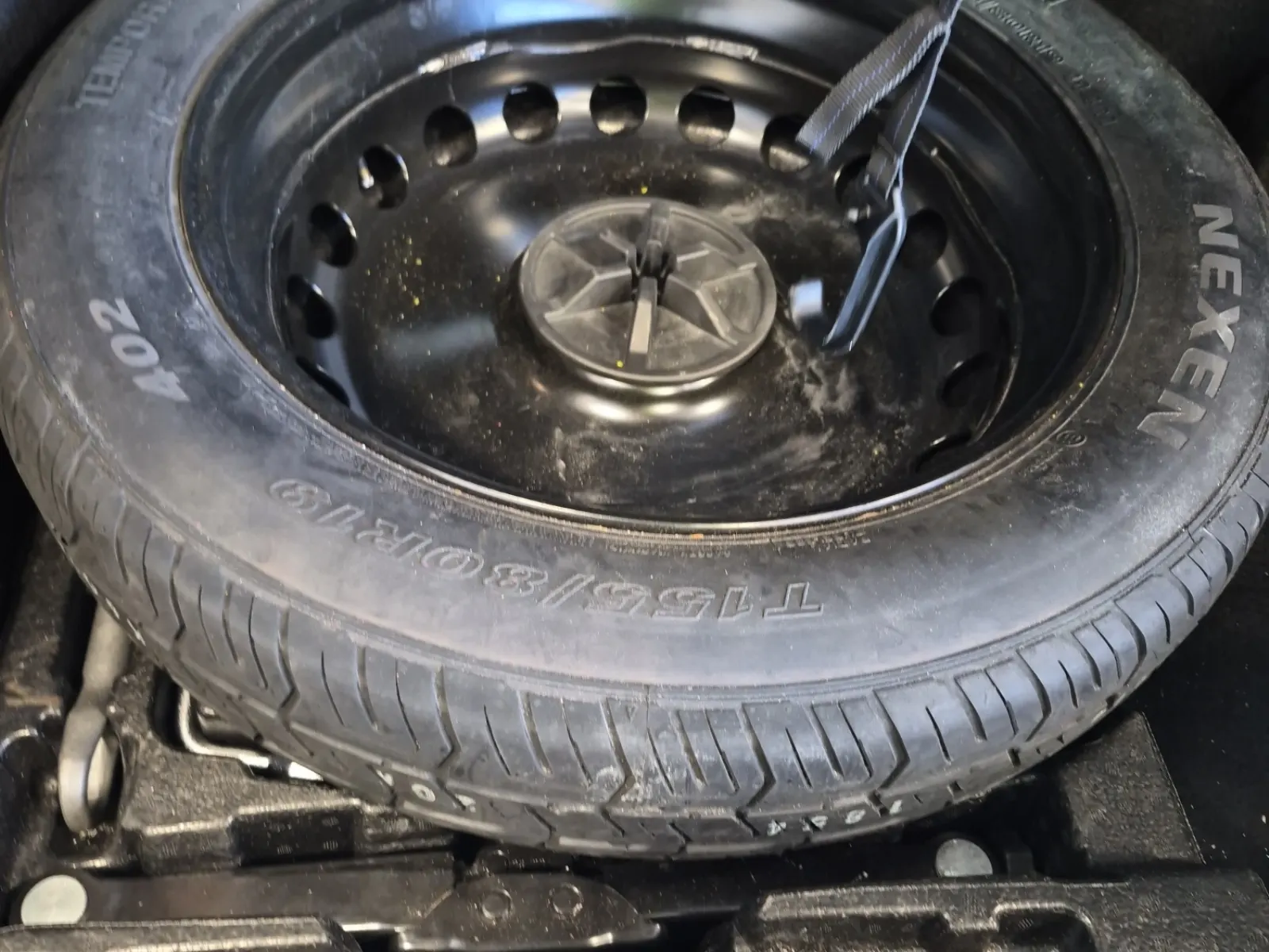 Spare Tire & Wheel Photo