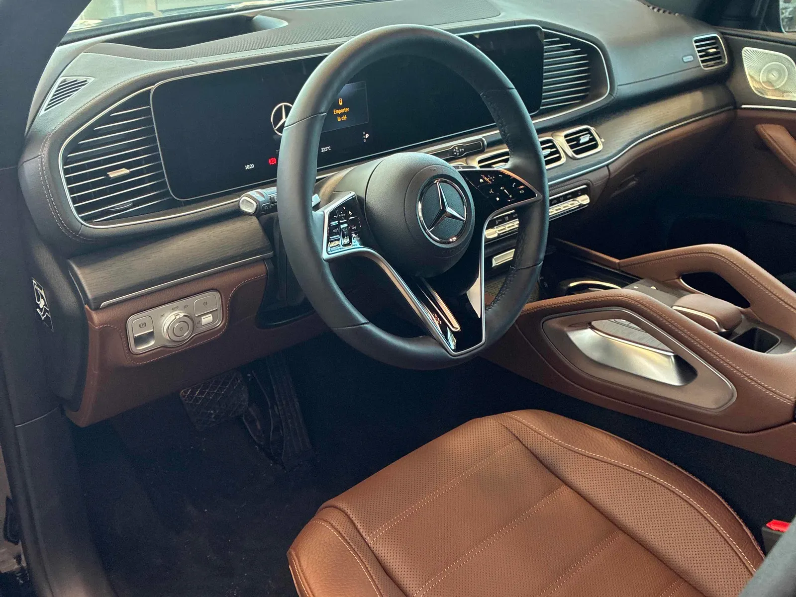 Interior driver side