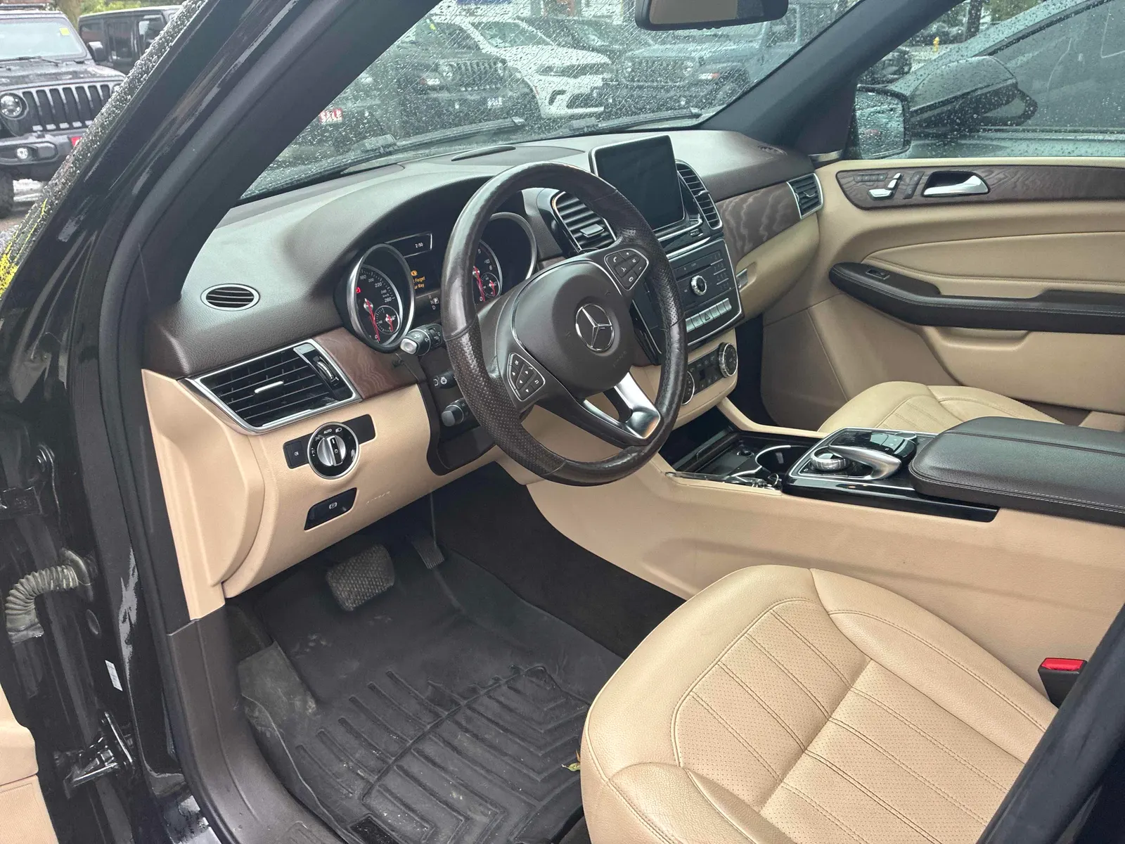 Interior driver side
