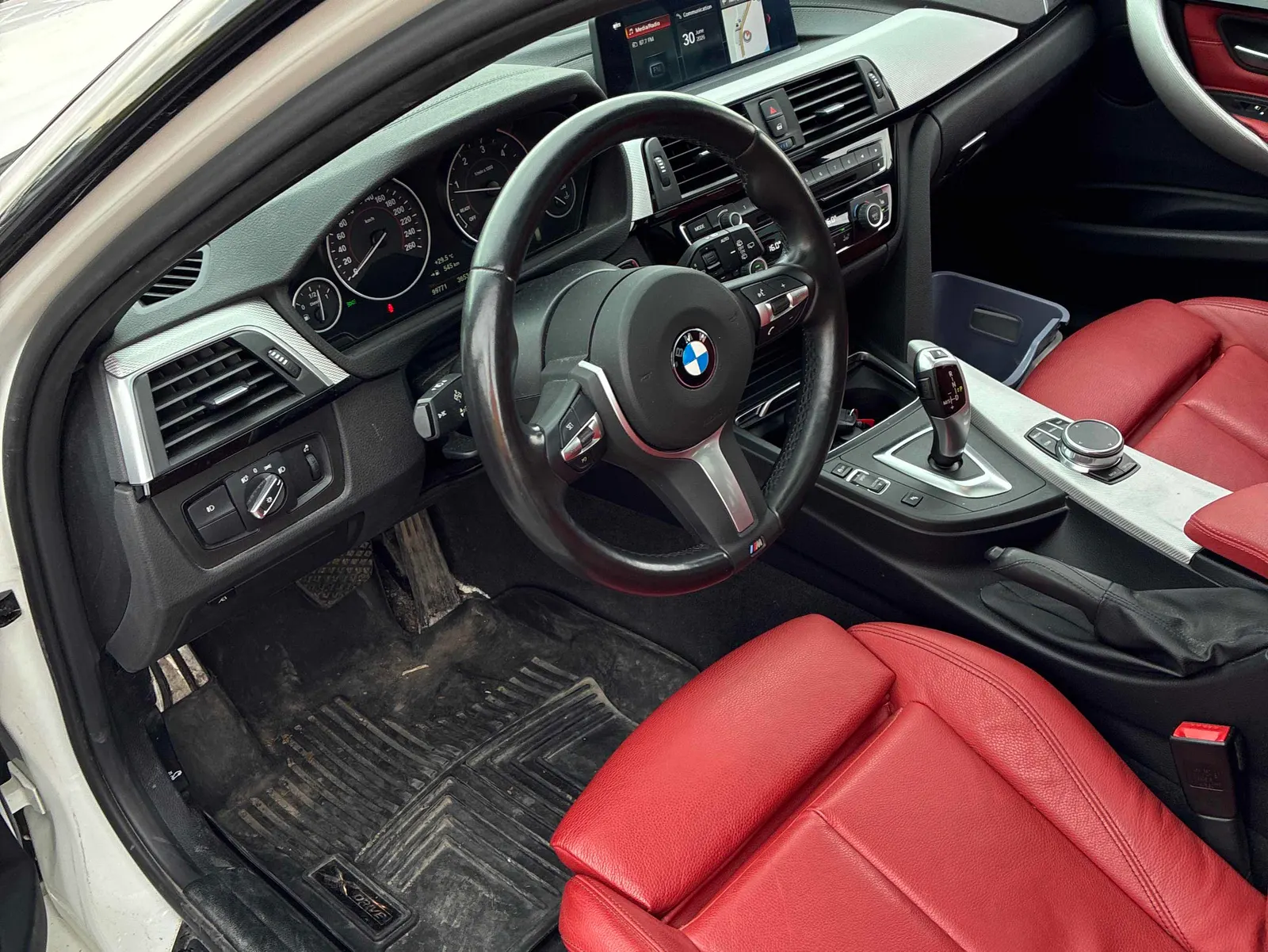 Interior driver side